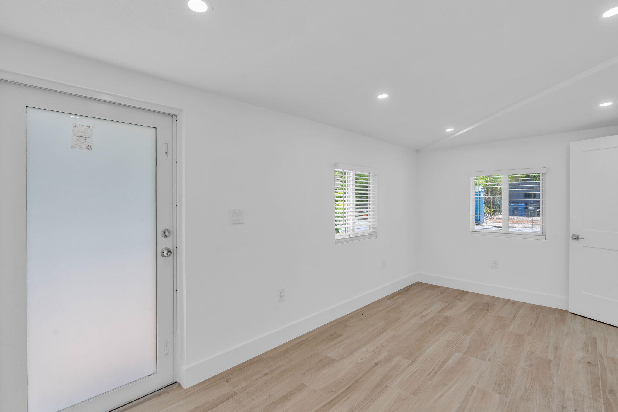 15 Seaside Avenue