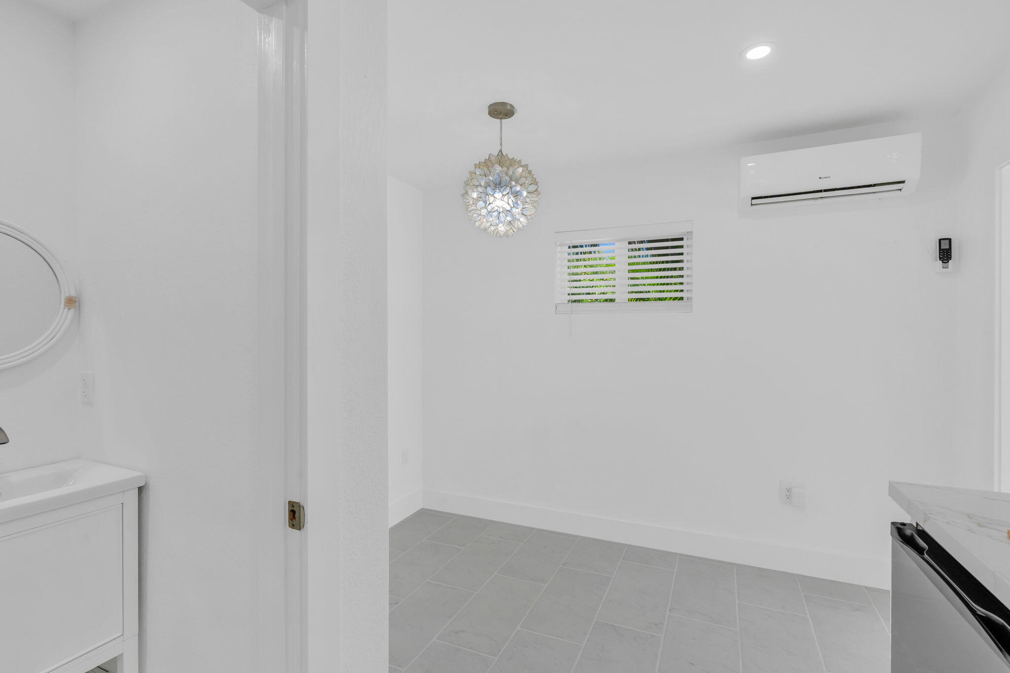 15 Seaside Avenue