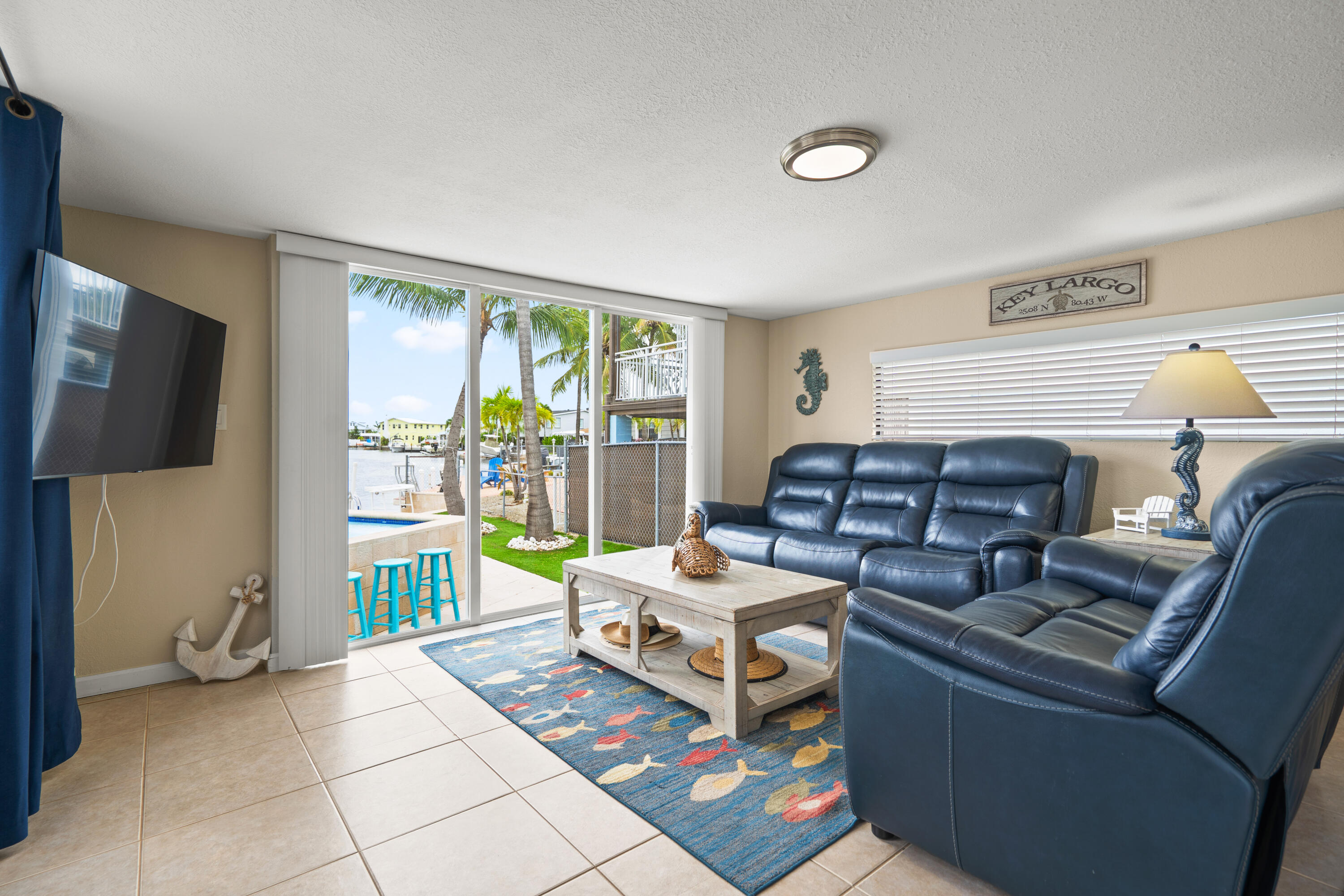 933 Tropical Lane
