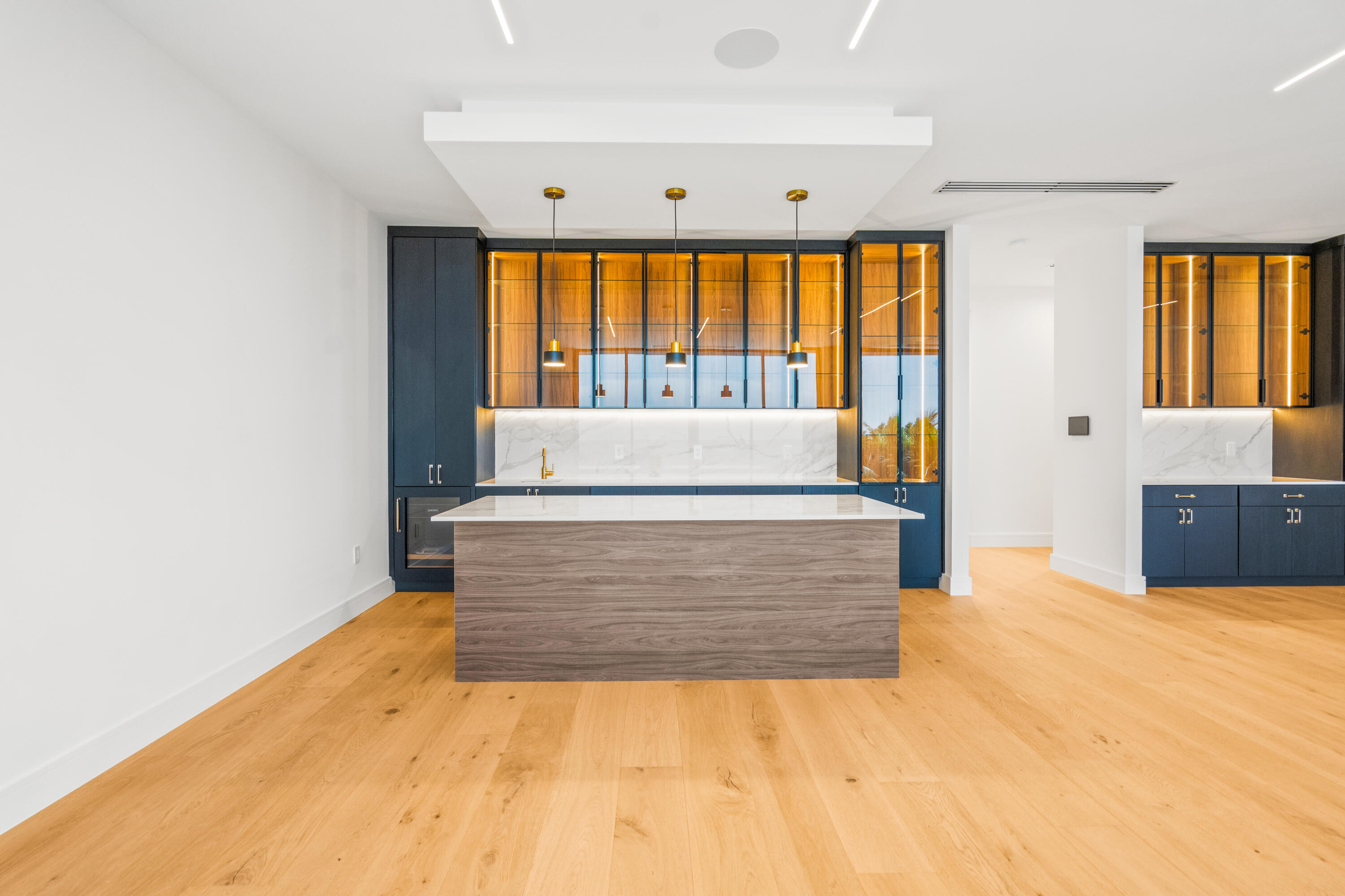 16 Seaside Avenue