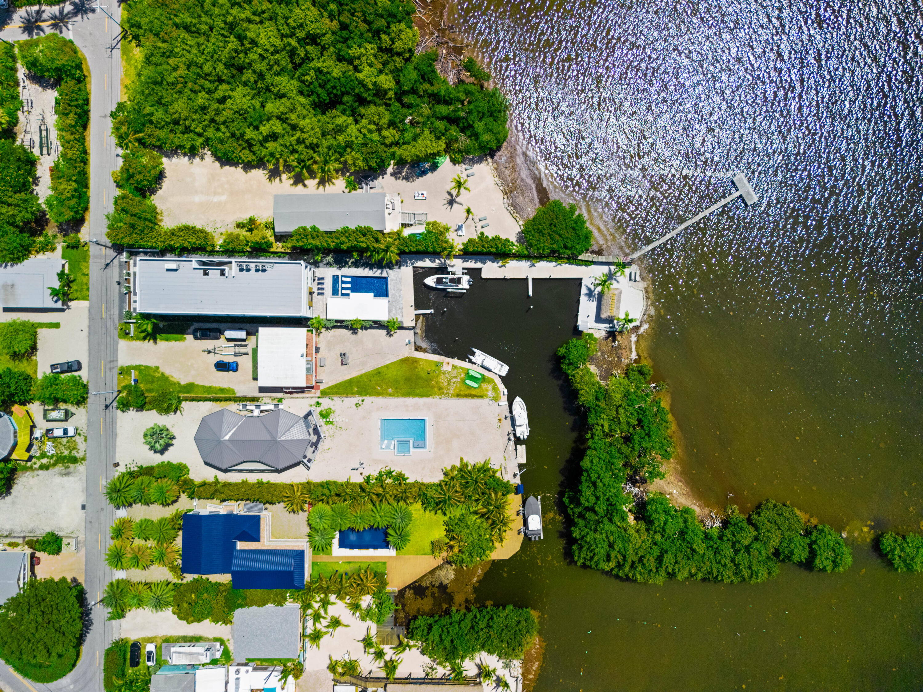16 Seaside Avenue