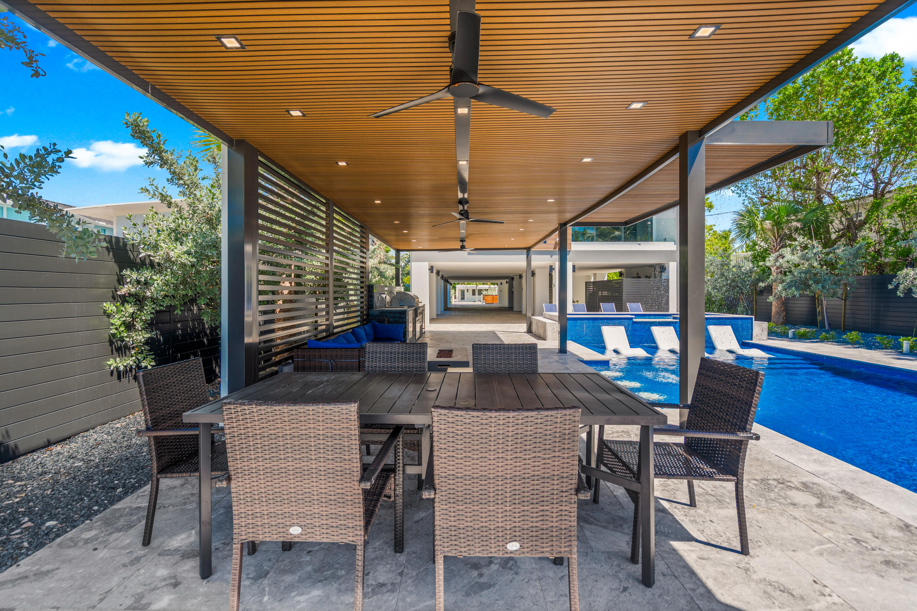 16 Seaside Avenue