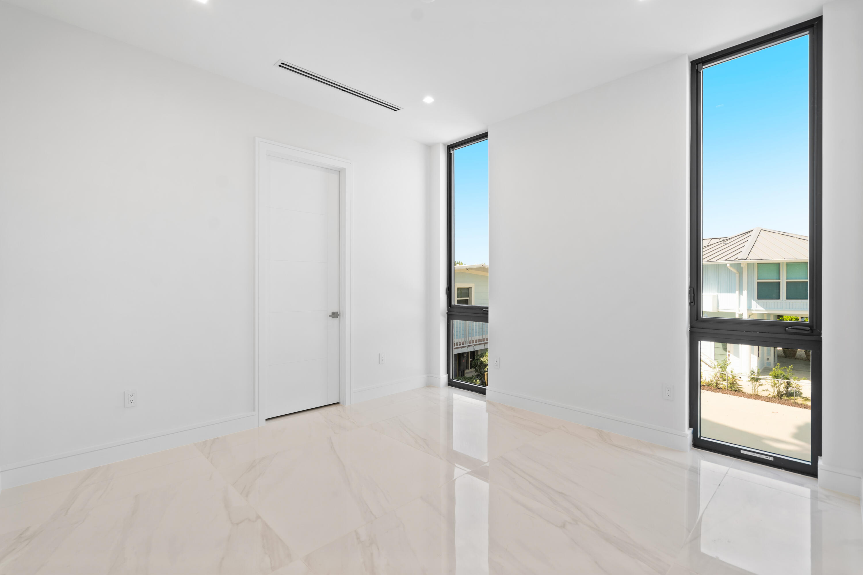 16 Seaside Avenue