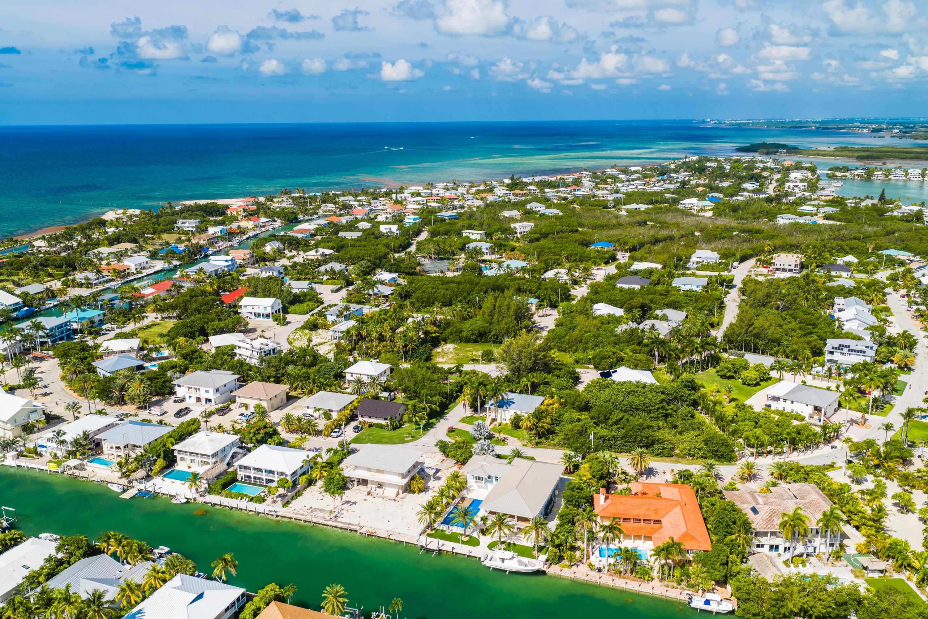 101 S Bahama Drive