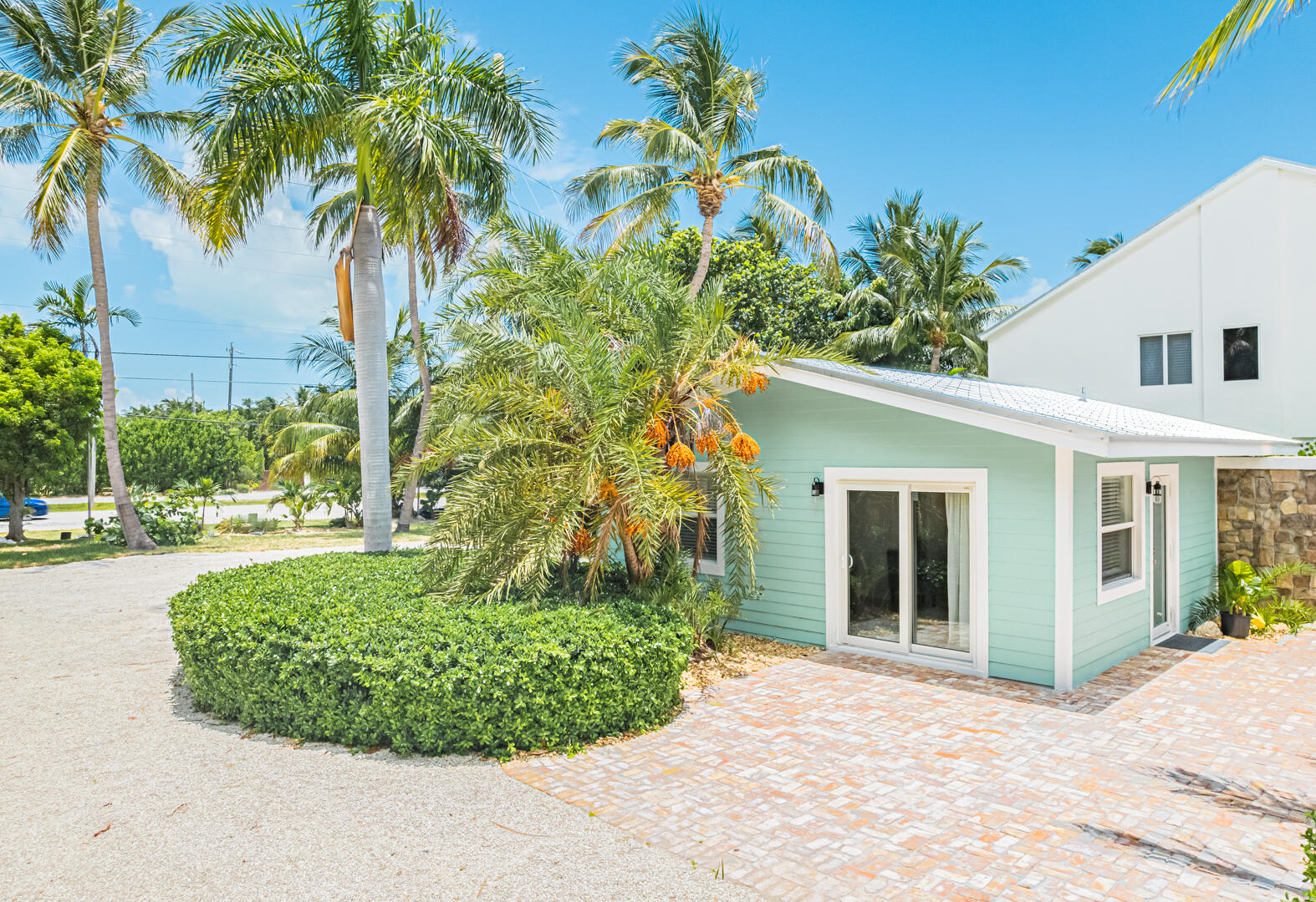 75433 Overseas Highway
