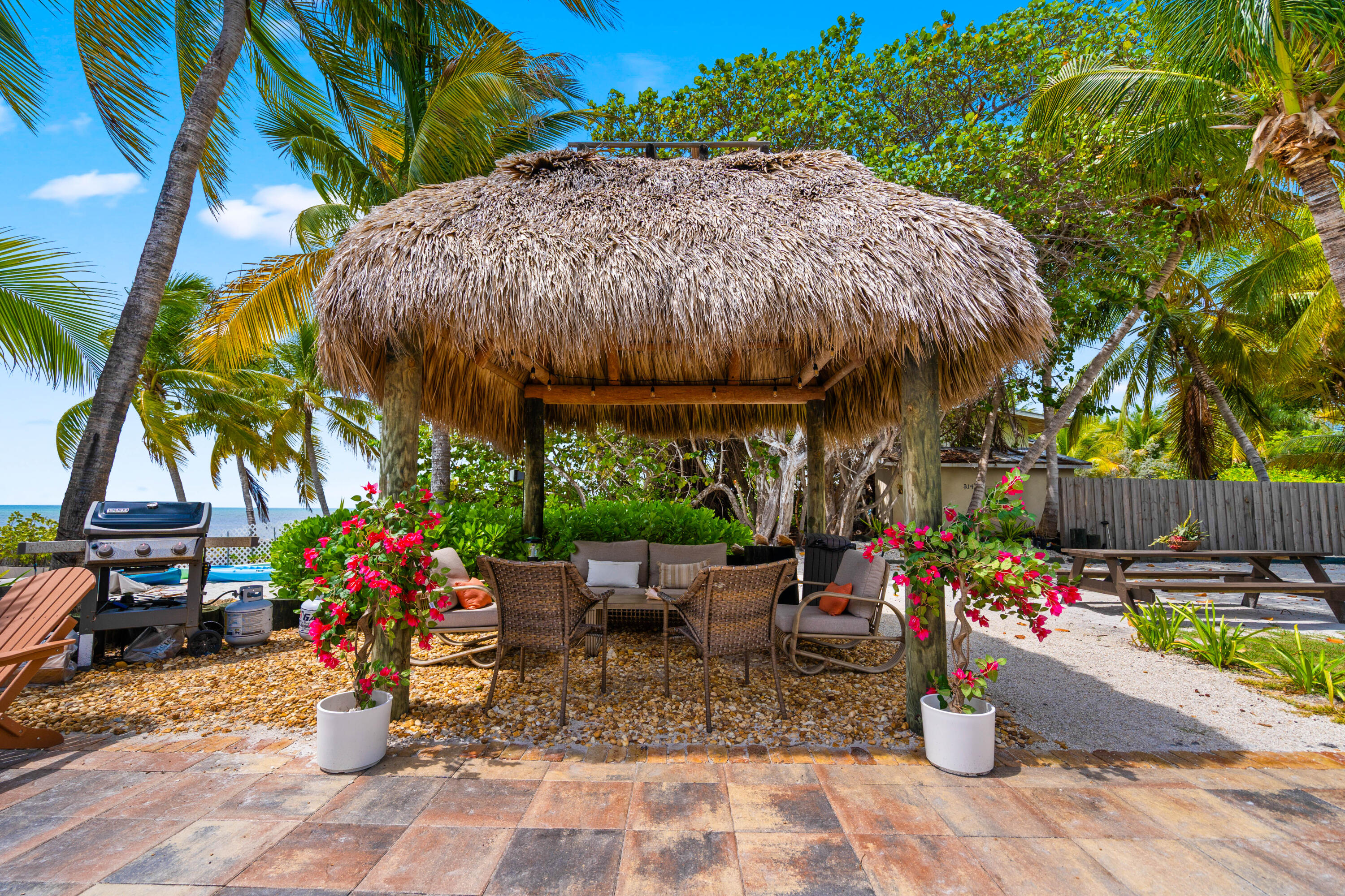 75433 Overseas Highway