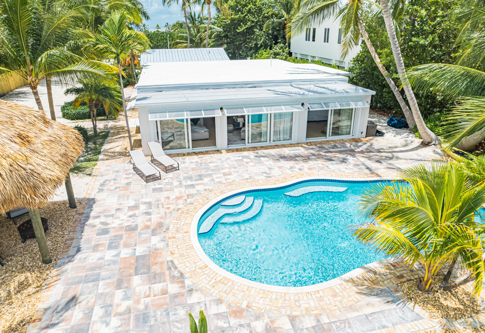 75433 Overseas Highway