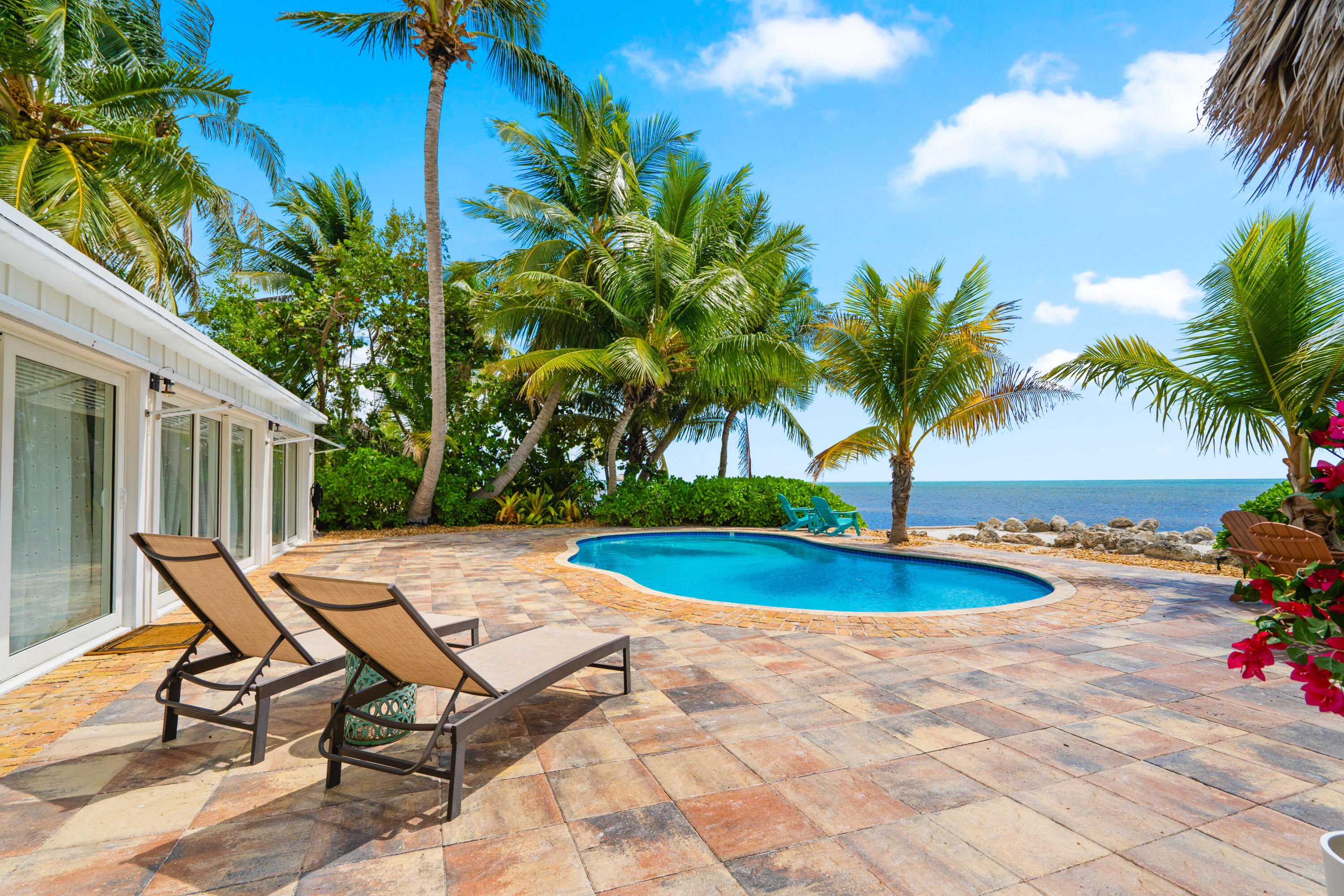 75433 Overseas Highway