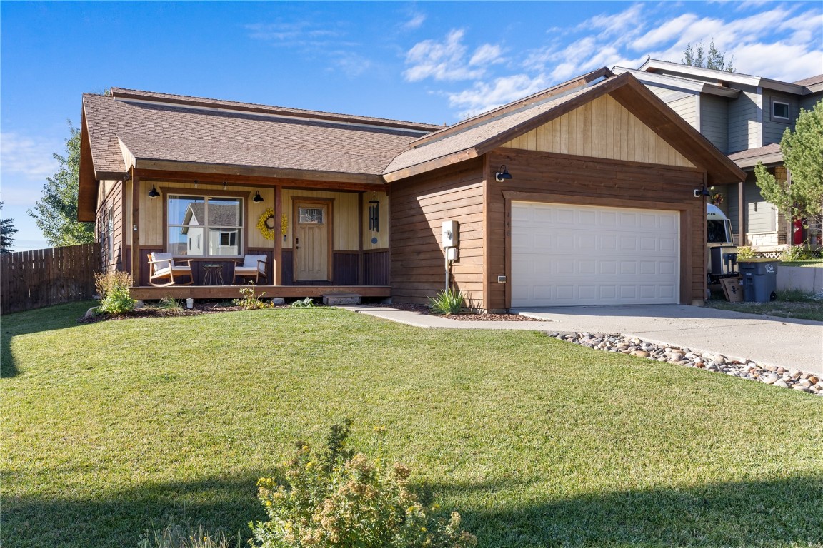 348 Honeysuckle DRIVE