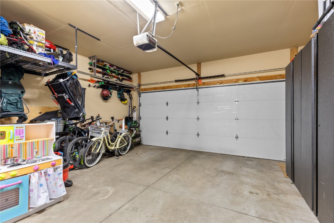 348 Honeysuckle DRIVE