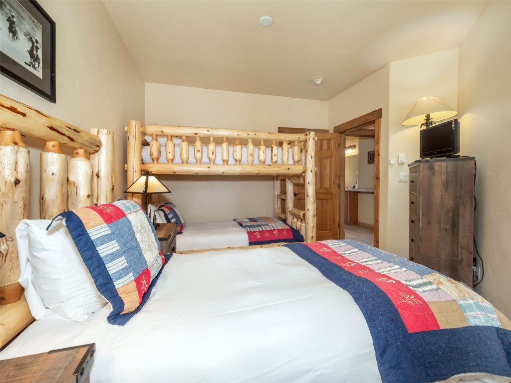 1825 Medicine Springs DRIVE 3101