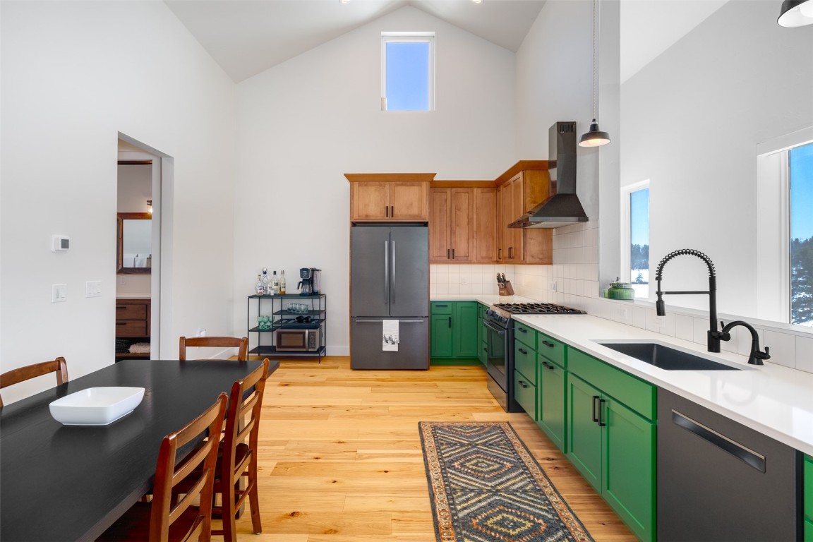 21185 County Road 16