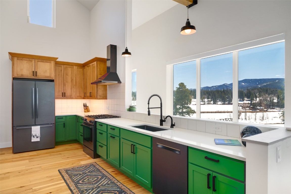 21185 County Road 16