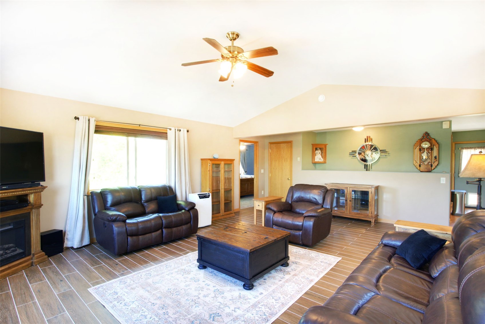 135 Harvest DRIVE