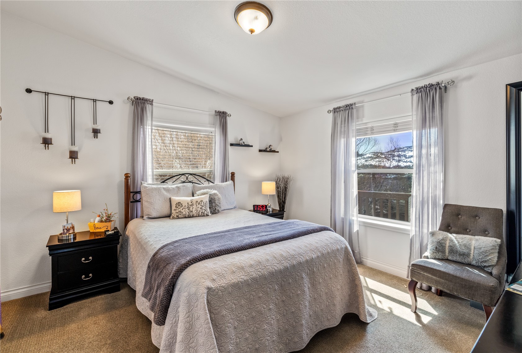 1423 Blake LANE