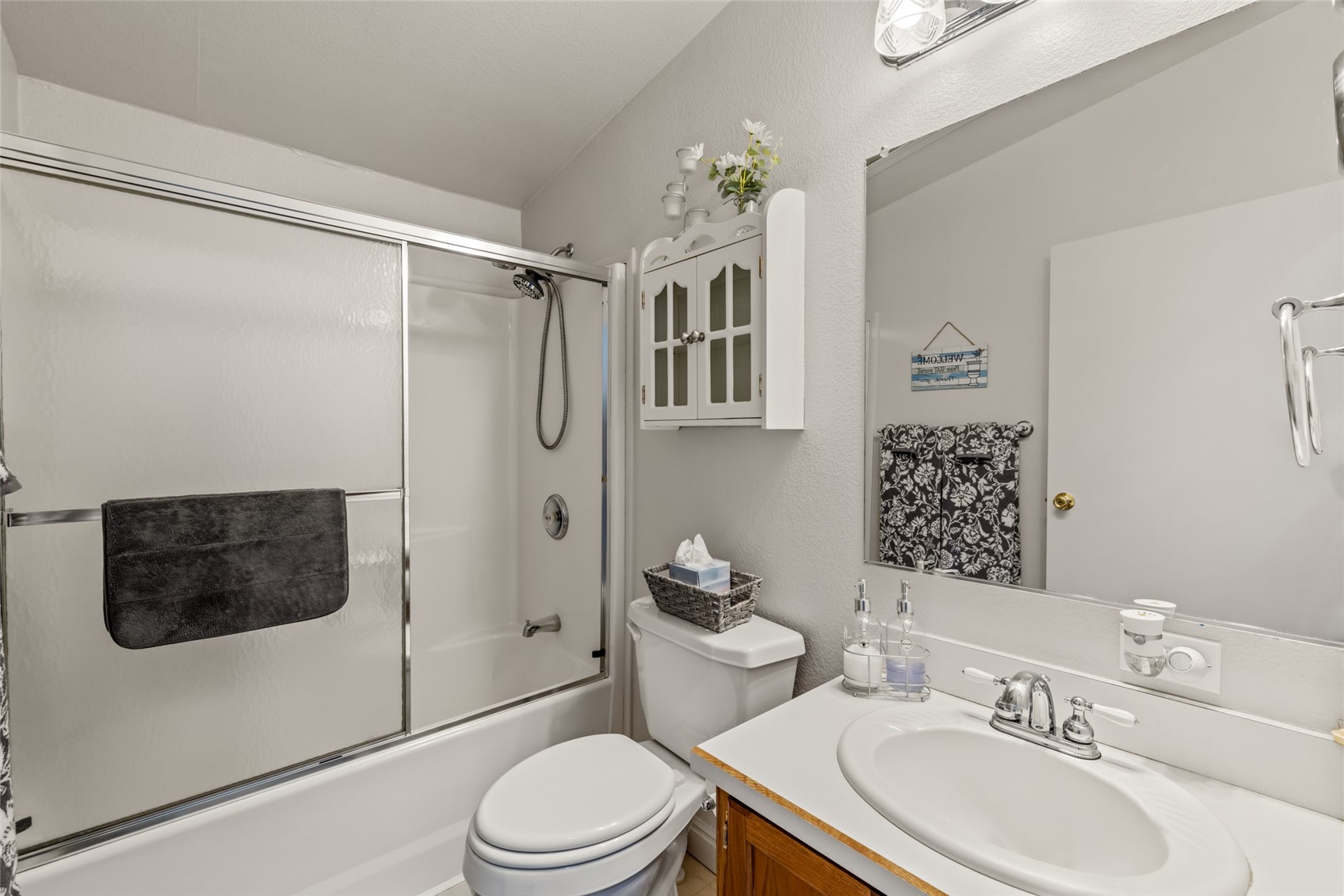 1423 Blake LANE