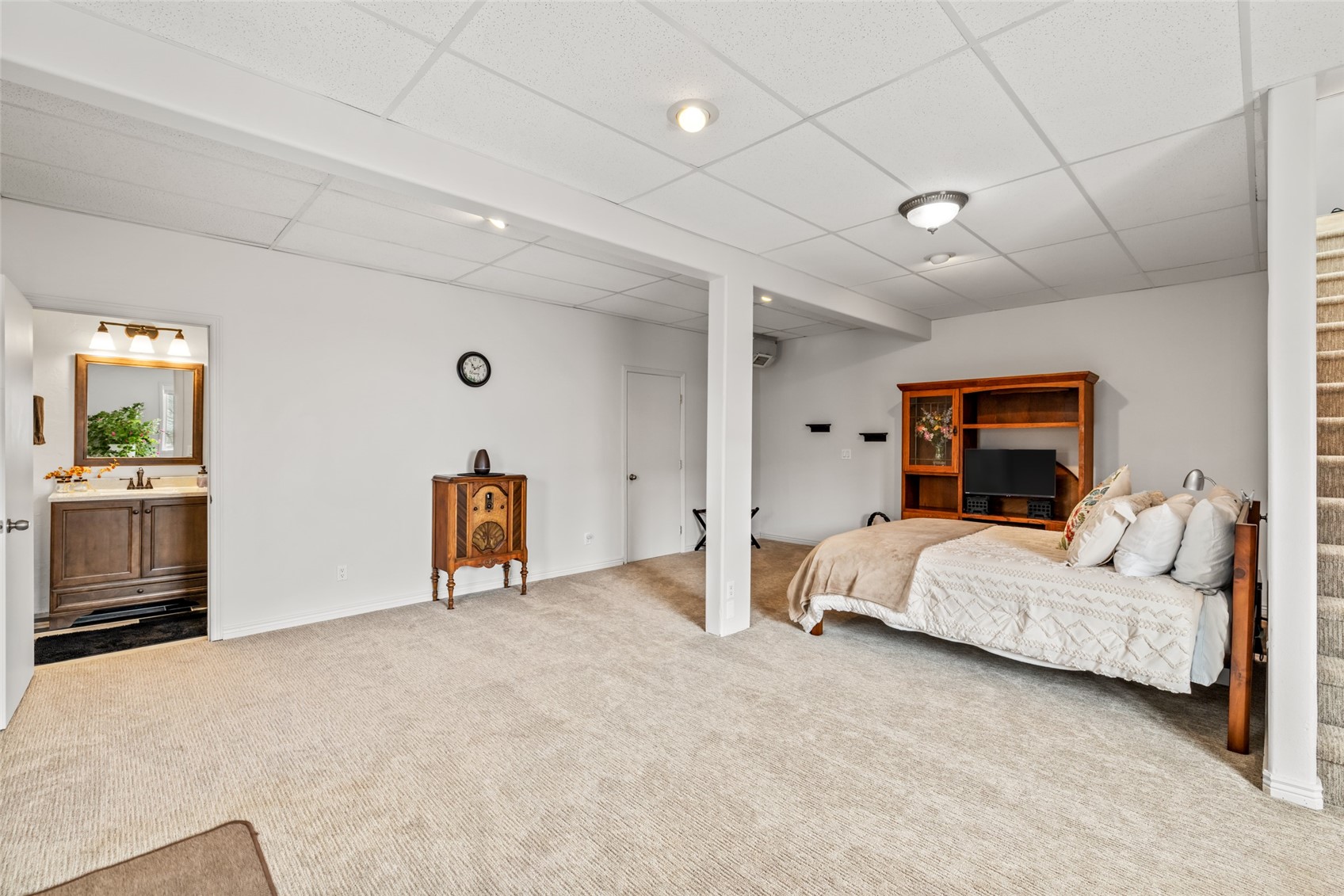 1423 Blake LANE