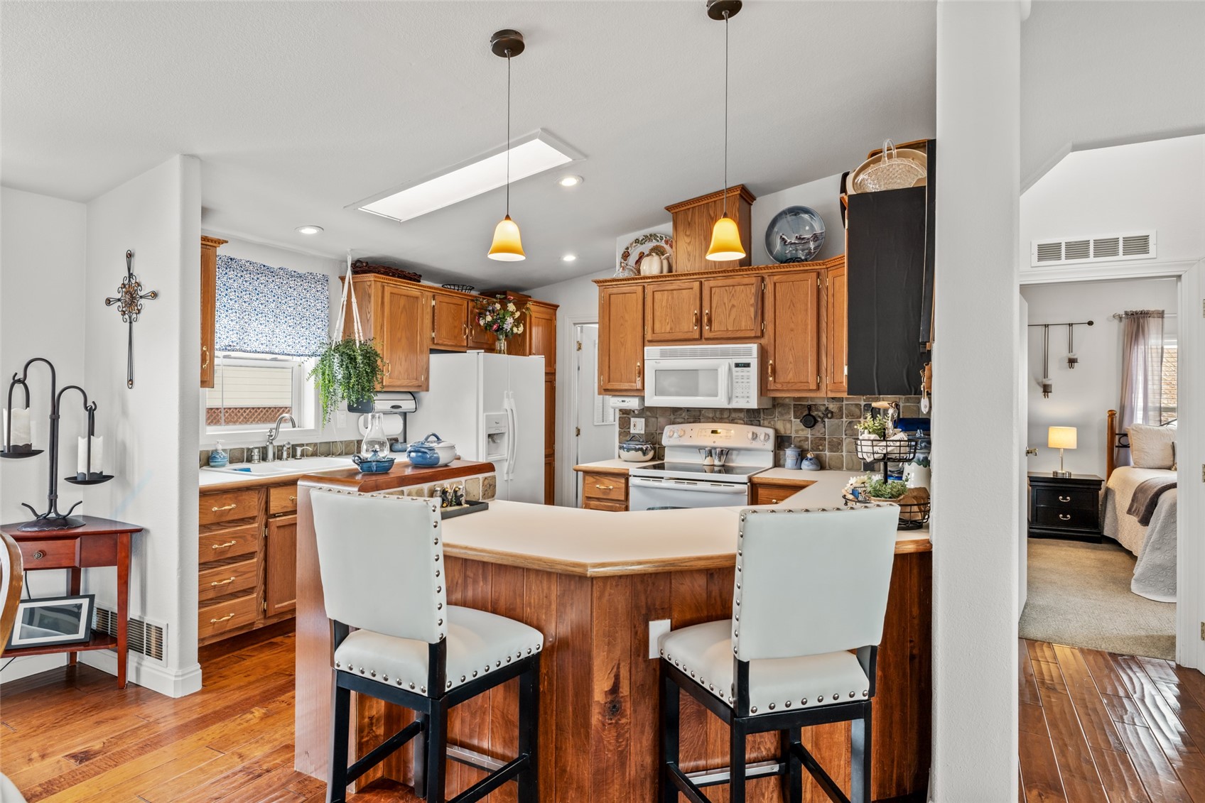 1423 Blake LANE