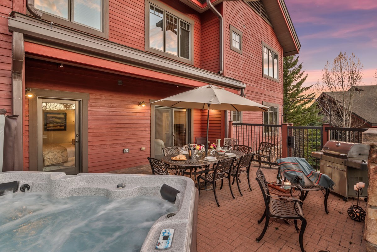 1800 Medicine Springs DRIVE 5105