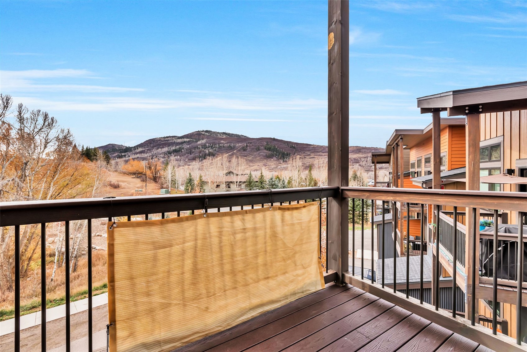 320 Fox Springs CIRCLE 301