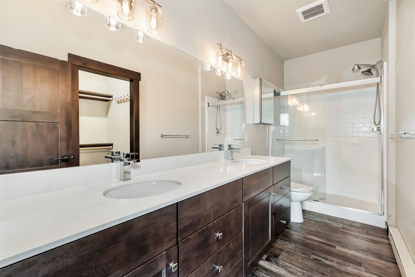 320 Fox Springs CIRCLE 301