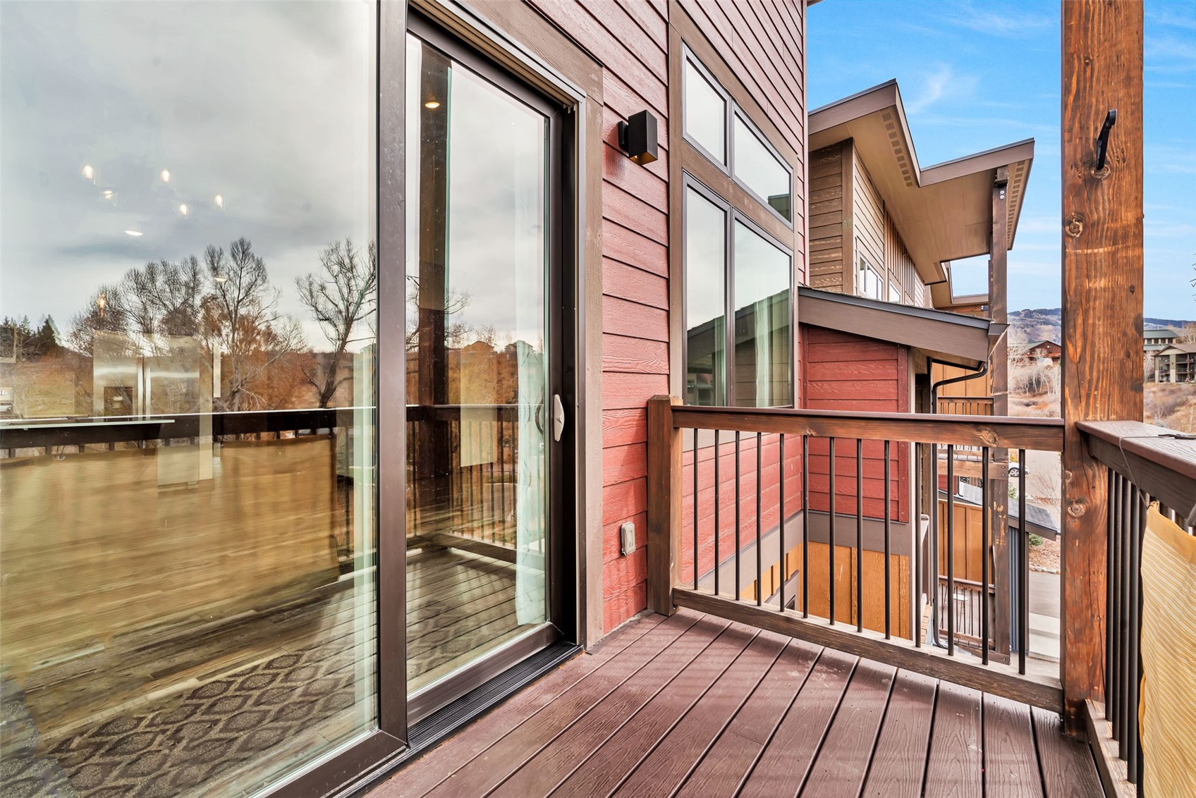 320 Fox Springs CIRCLE 301