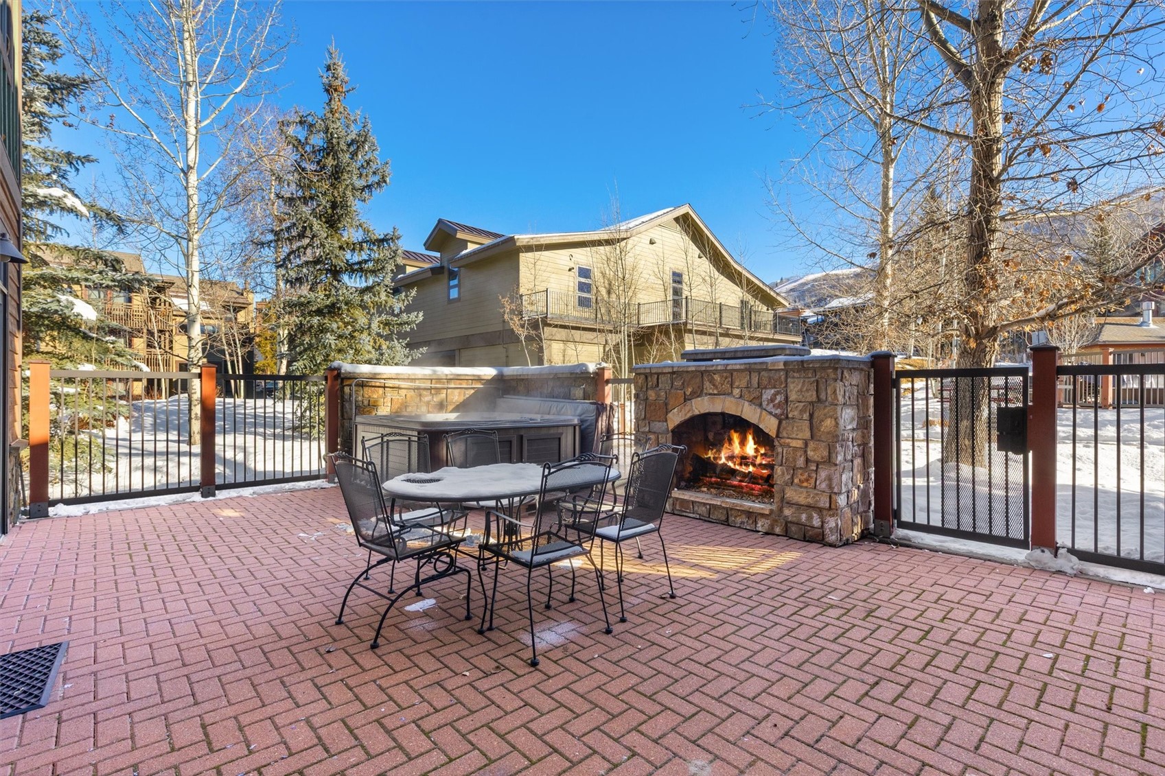 1750 Medicine Springs DRIVE 6105