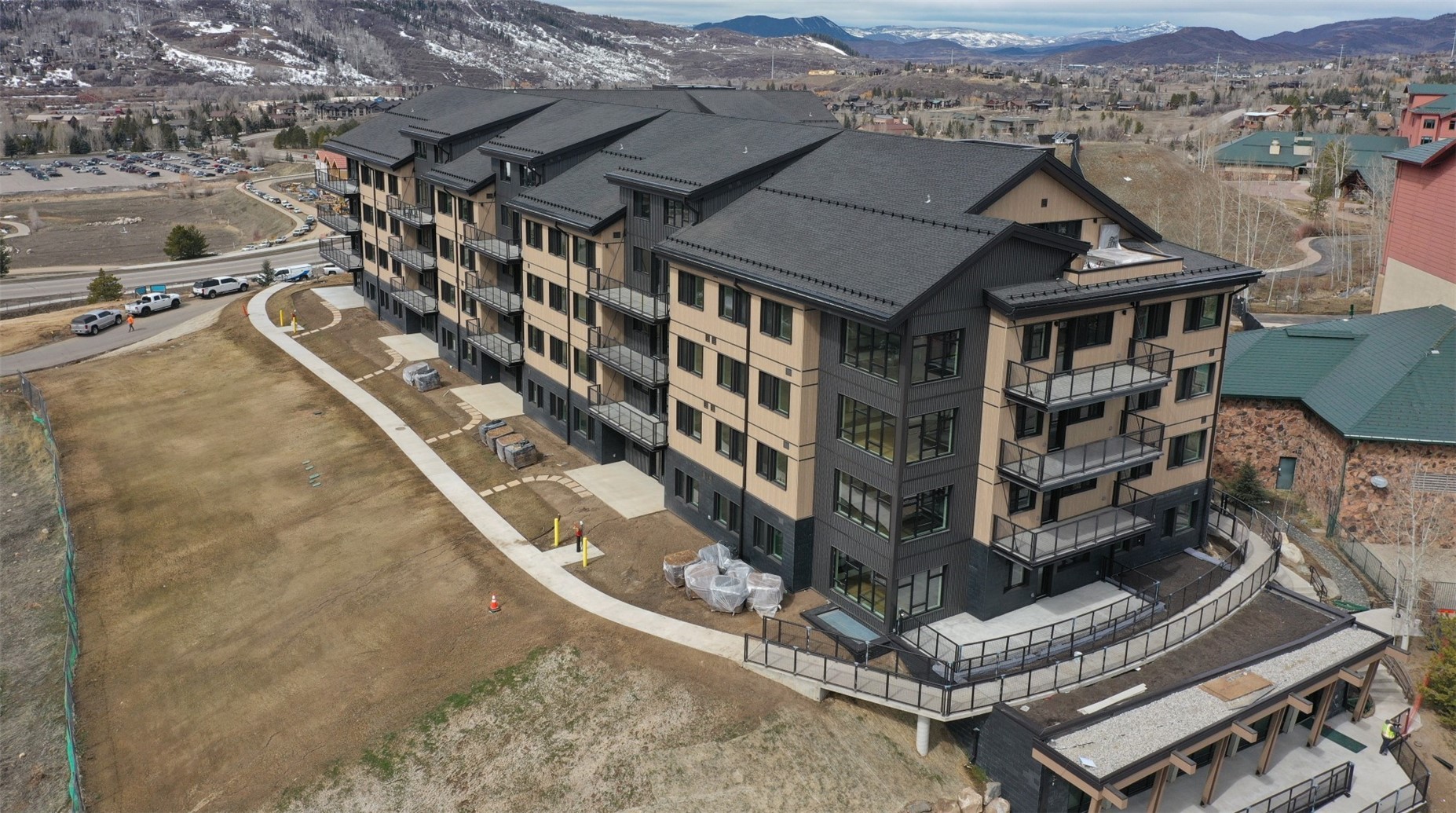 1550 AMBLE DRIVE 410