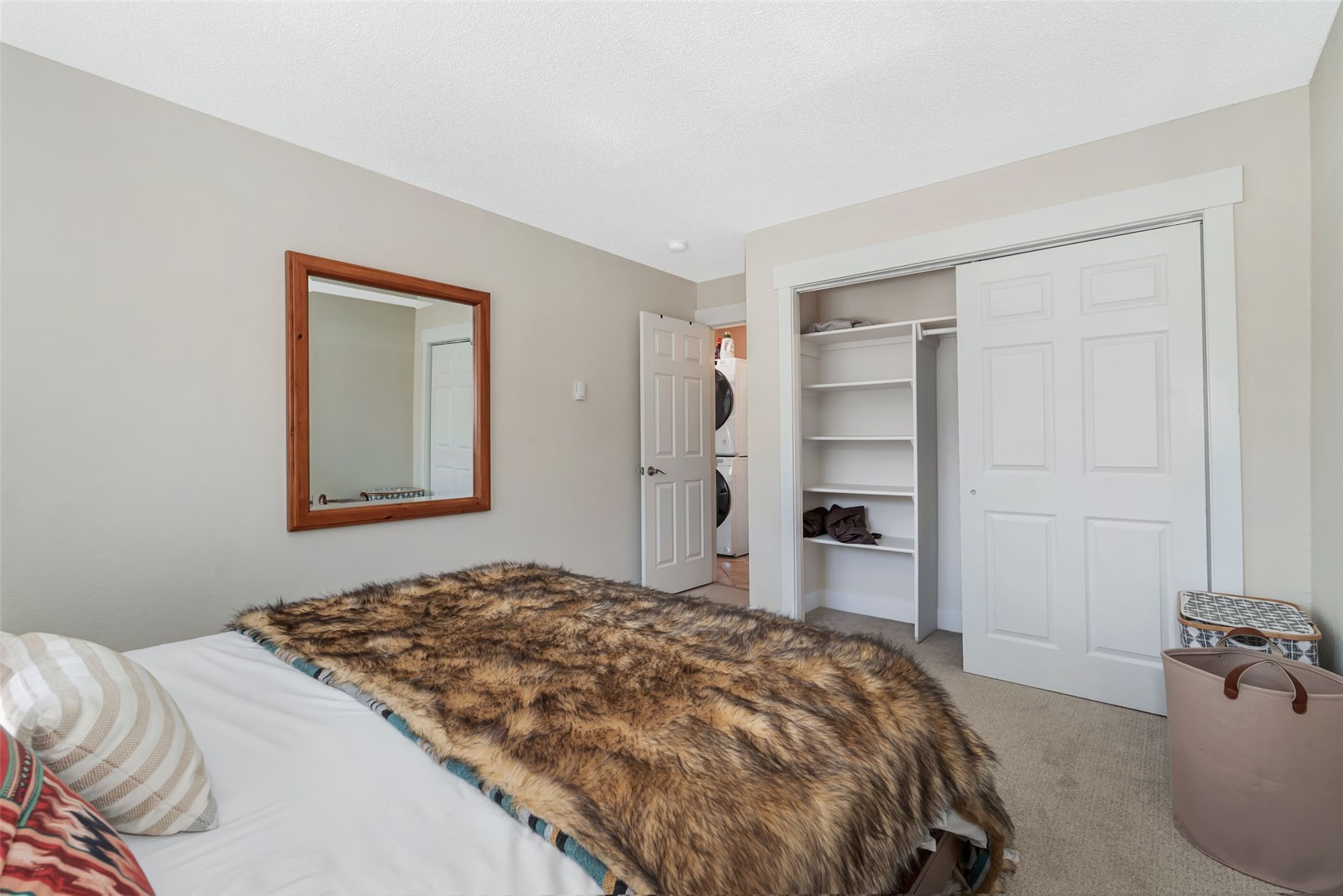 16 Cedar COURT 16