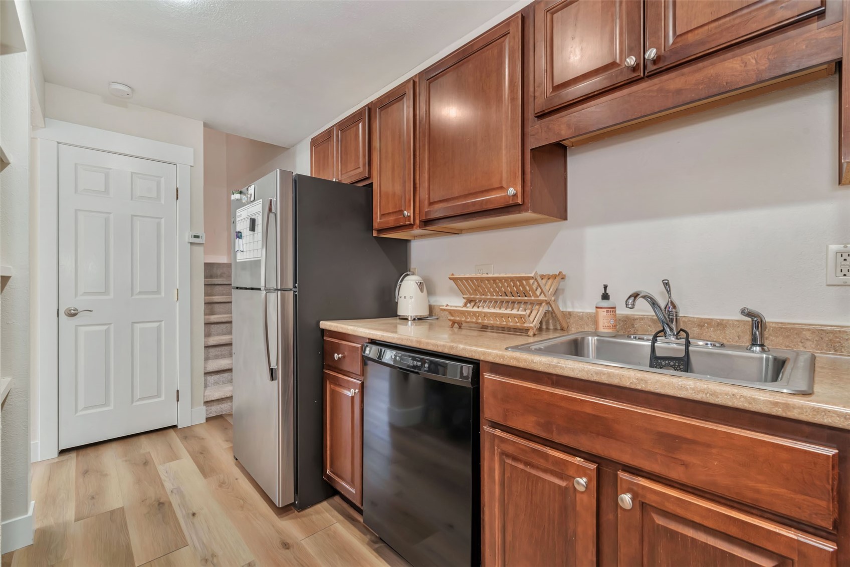 16 Cedar COURT 16