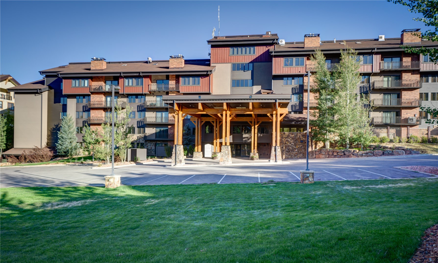 2420 Ski Trail LANE 514