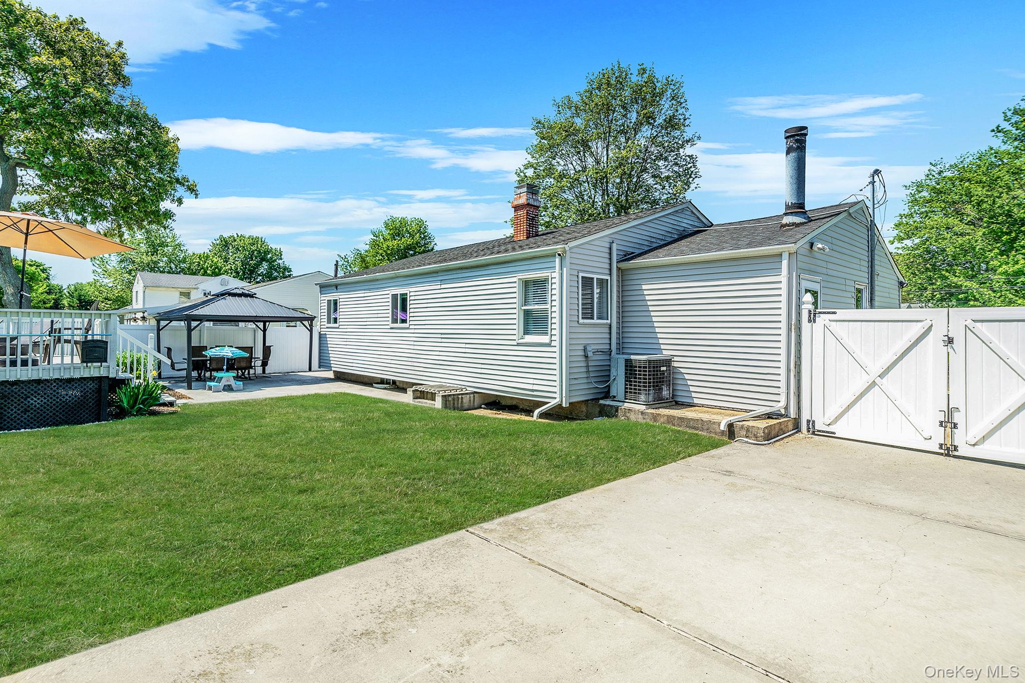 121 Selden Boulevard