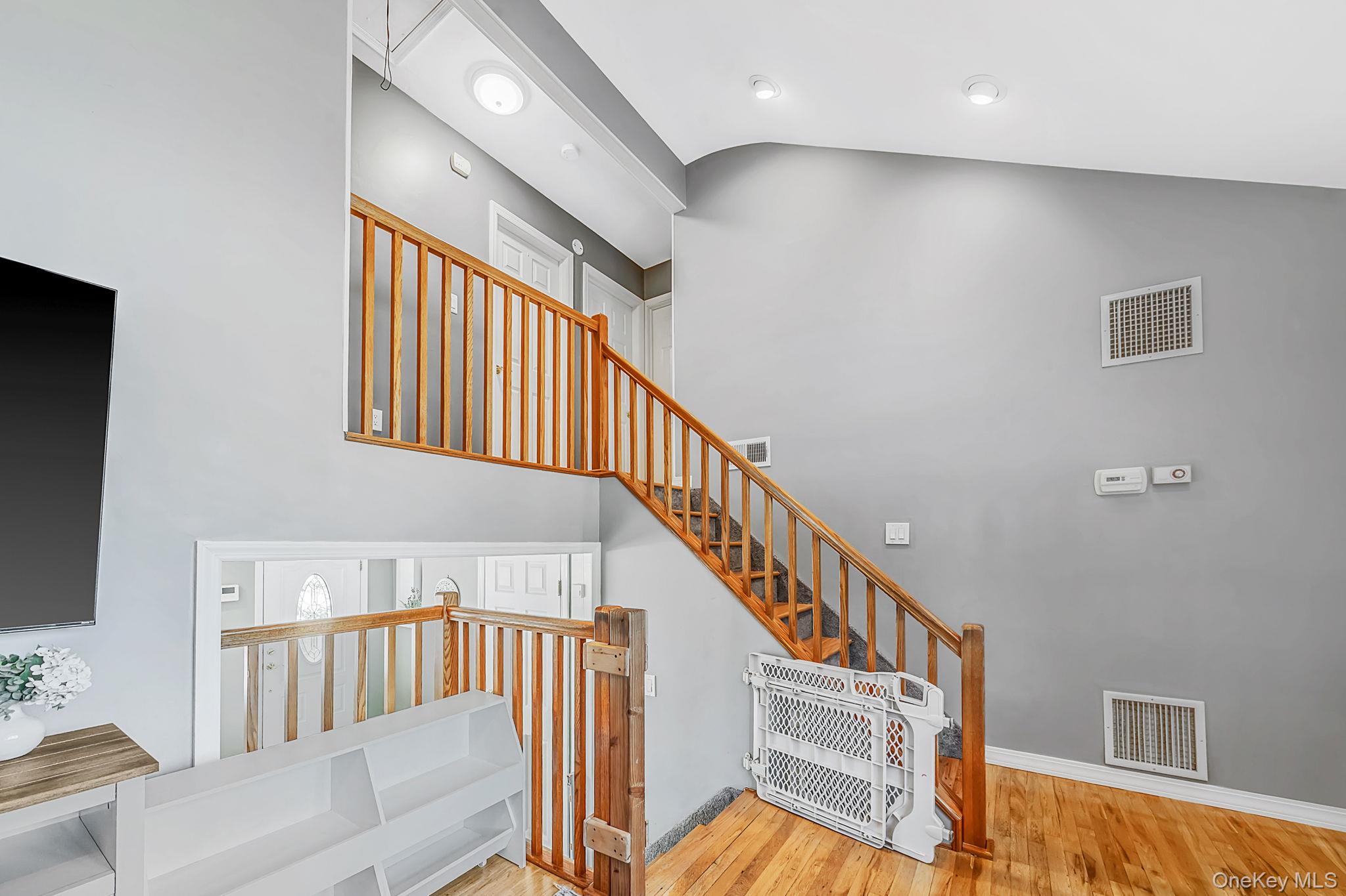 71 Colony Road