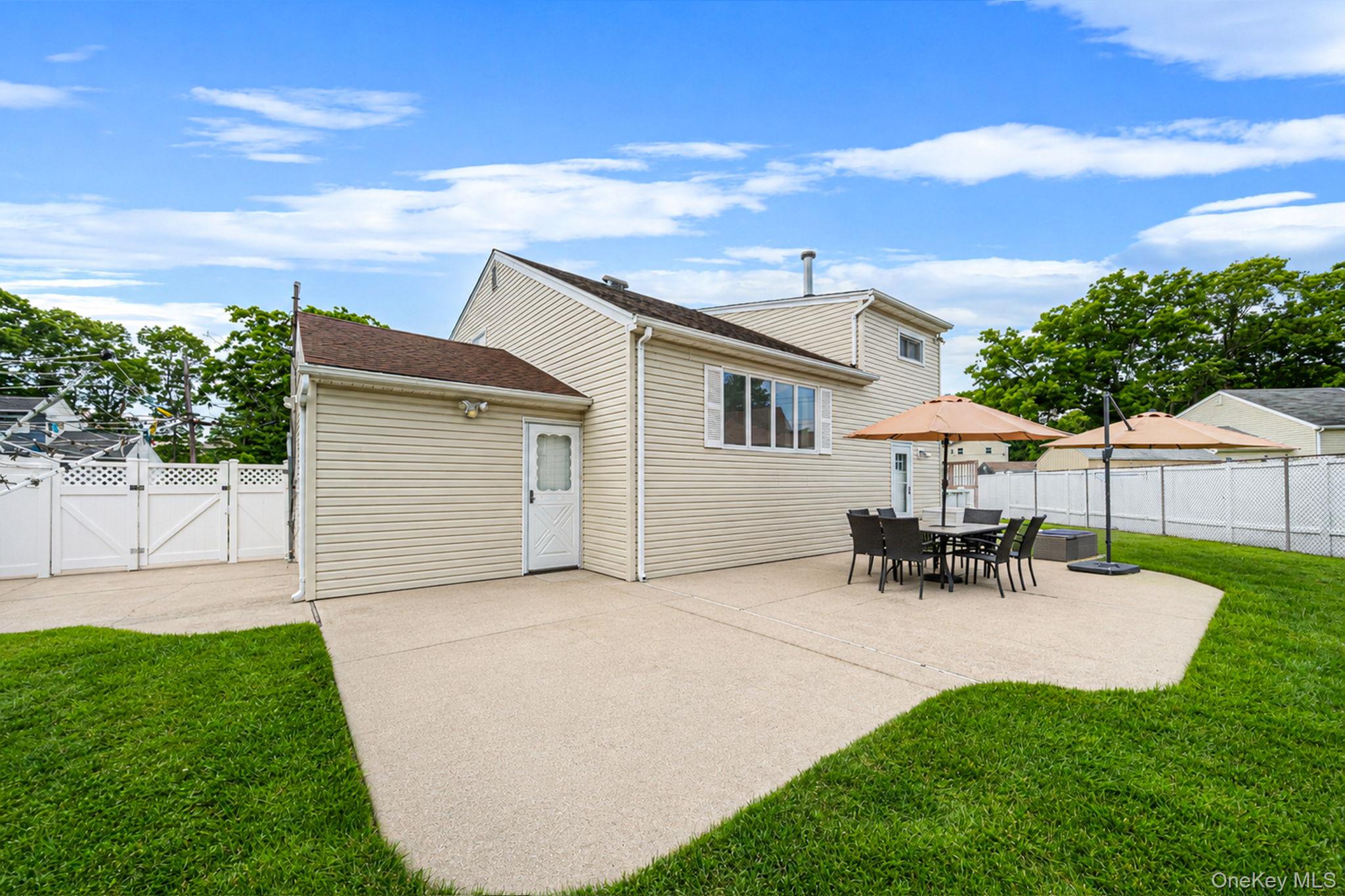 71 Colony Road
