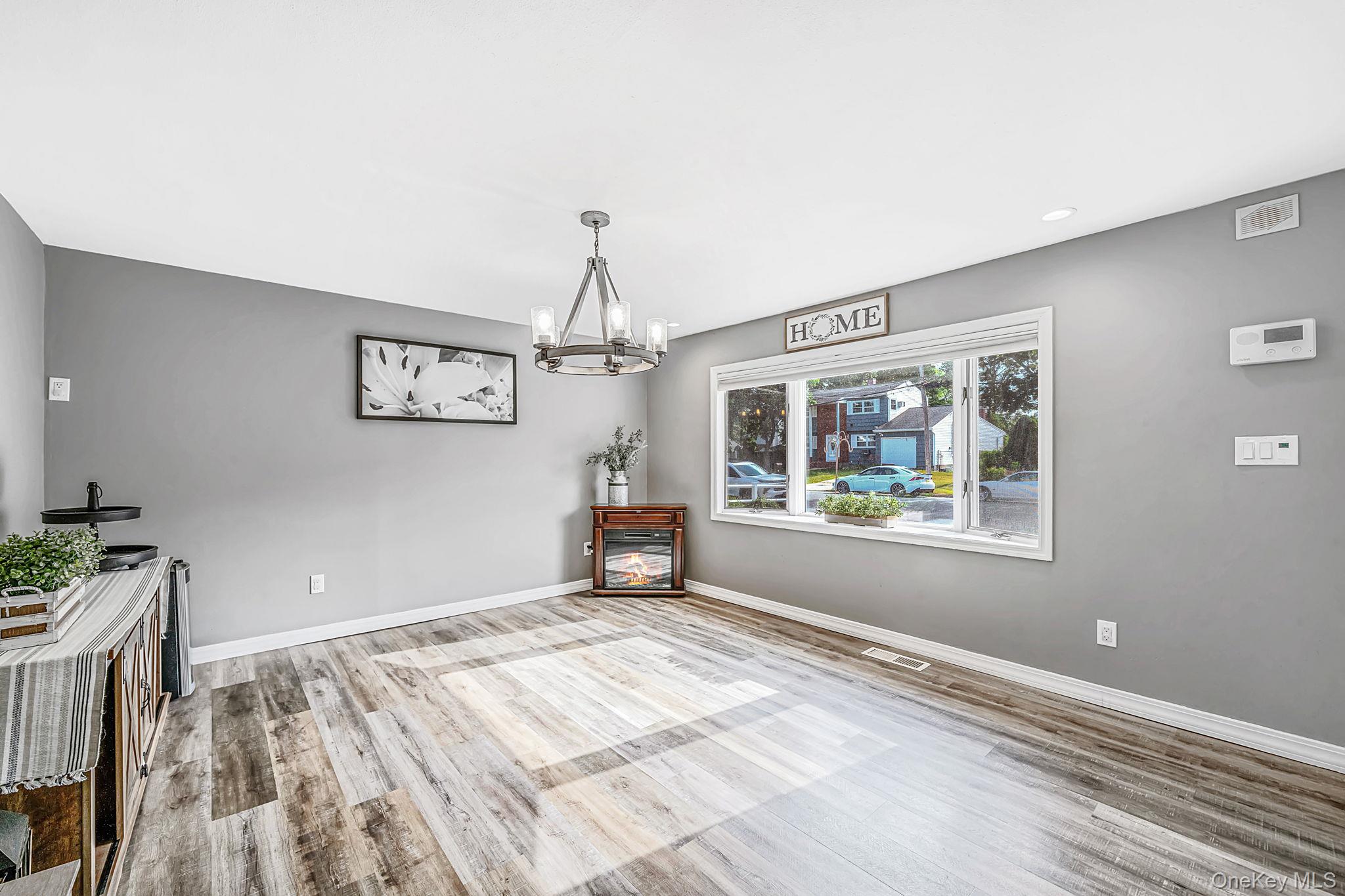 71 Colony Road