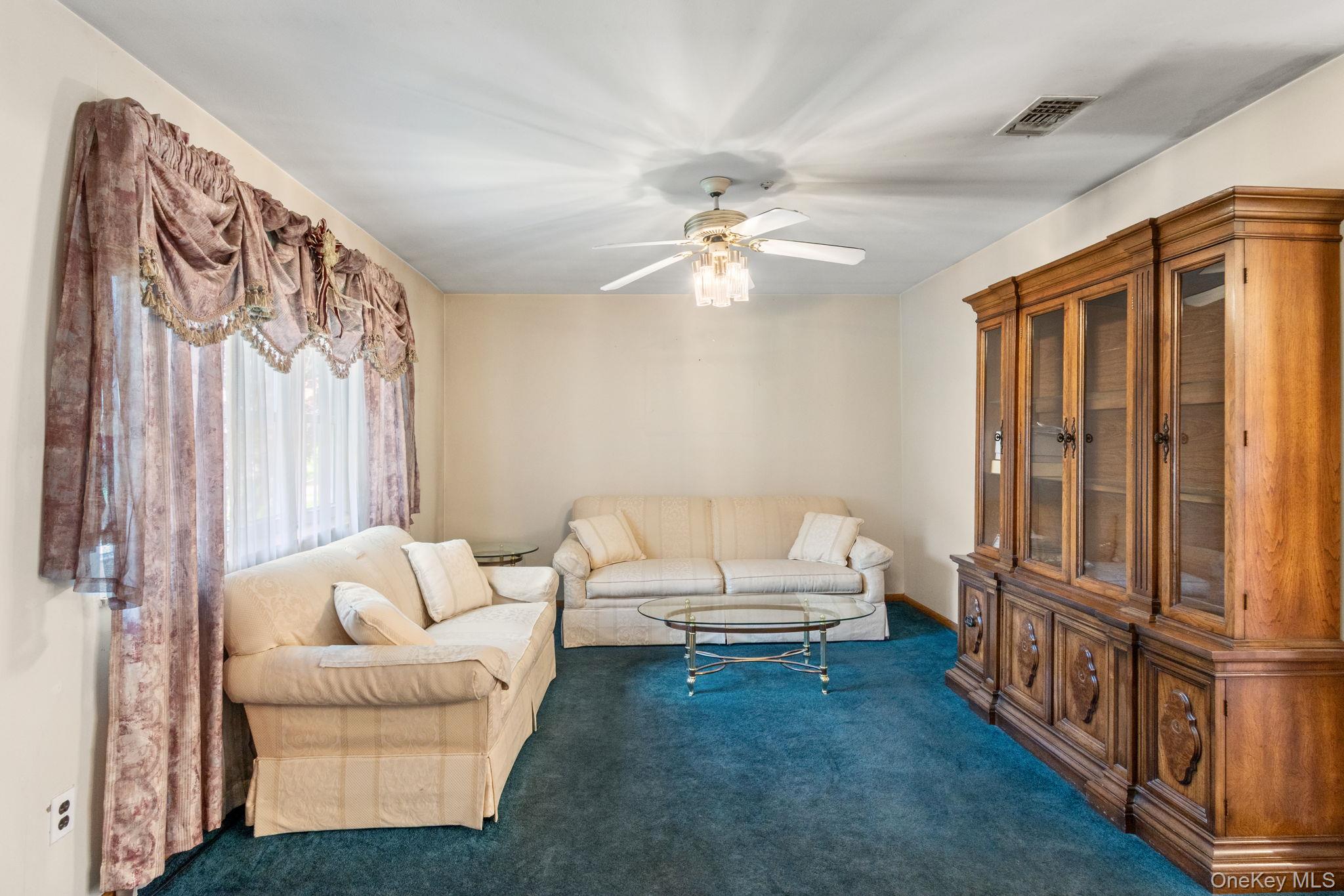 528 Lake Court Unit: 528