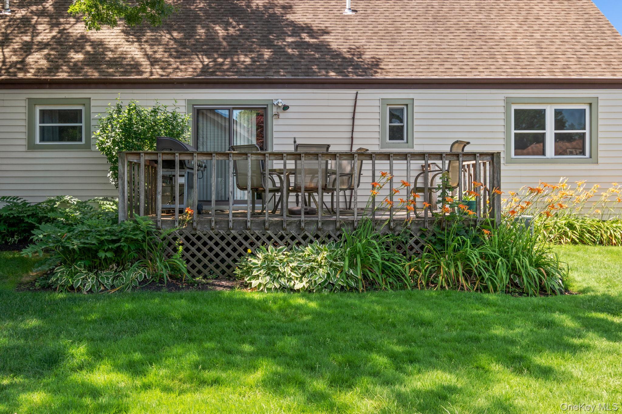 528 Lake Court Unit: 528