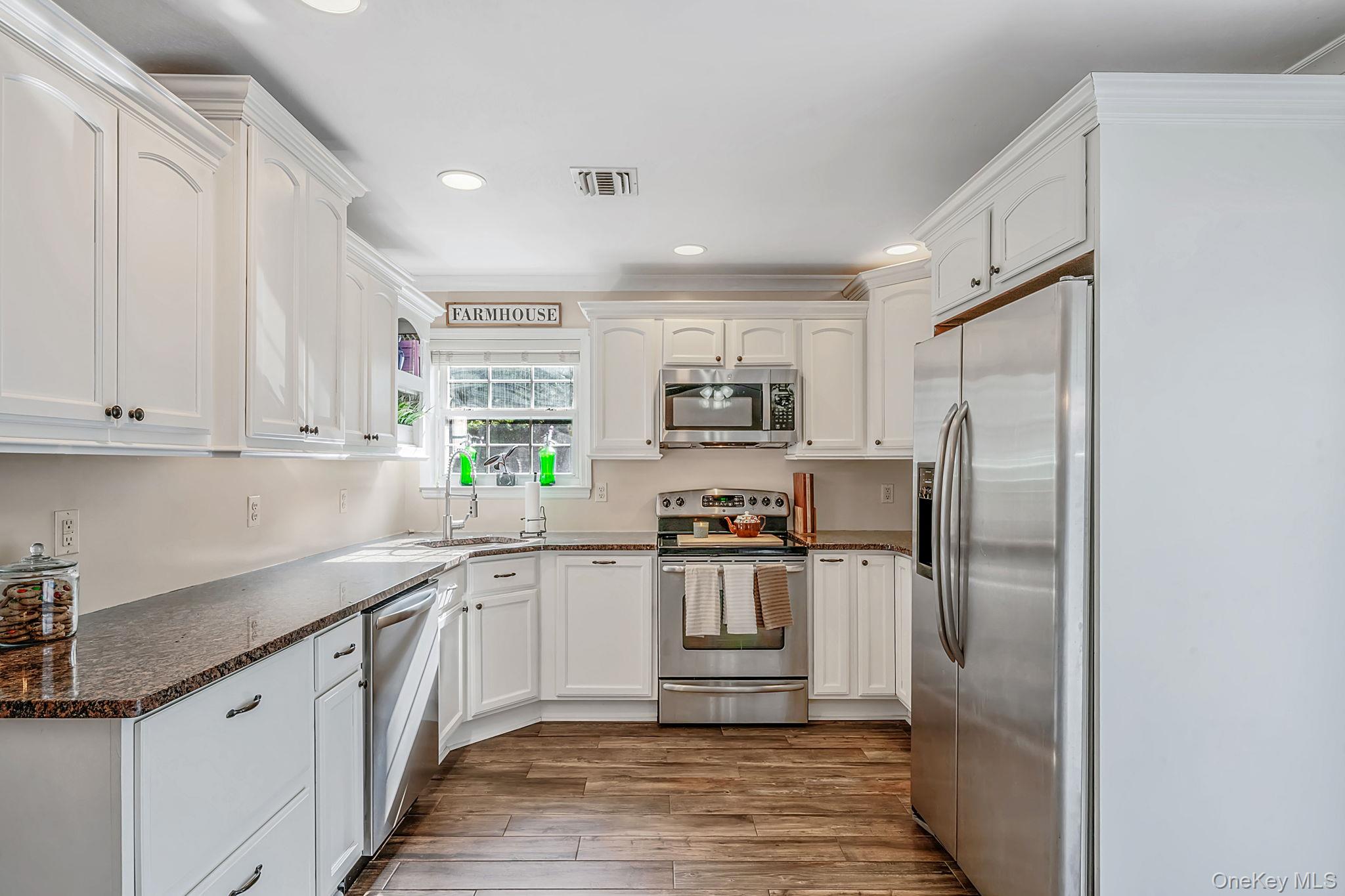 2 Ithaca Avenue