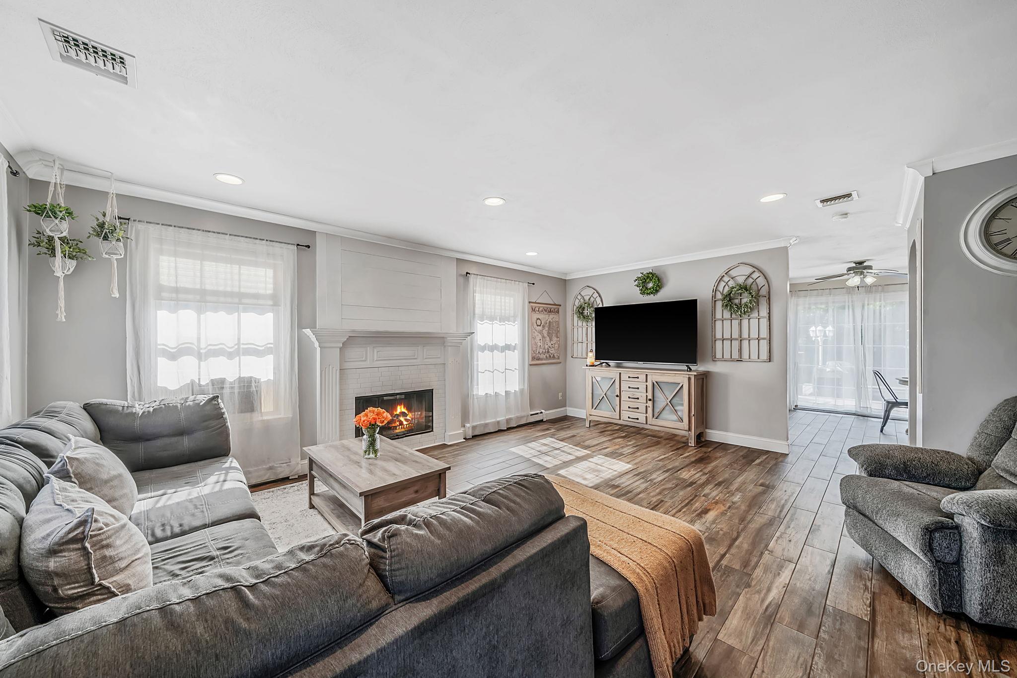 2 Ithaca Avenue
