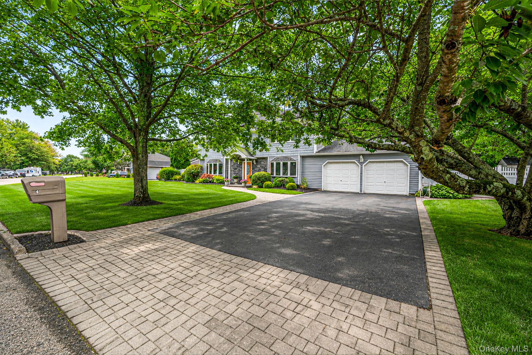 4 Loma Street