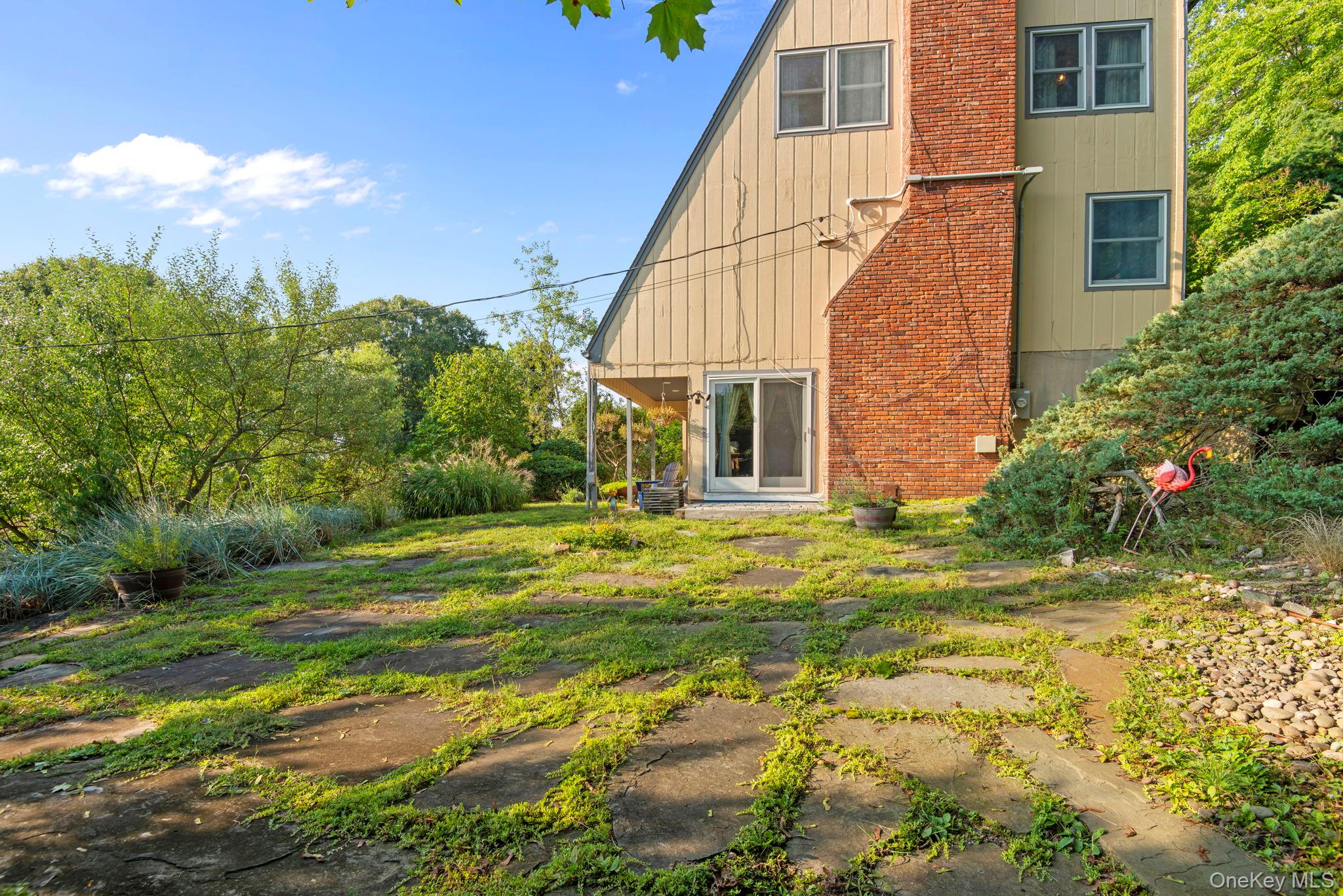 4 Hill Dale Avenue
