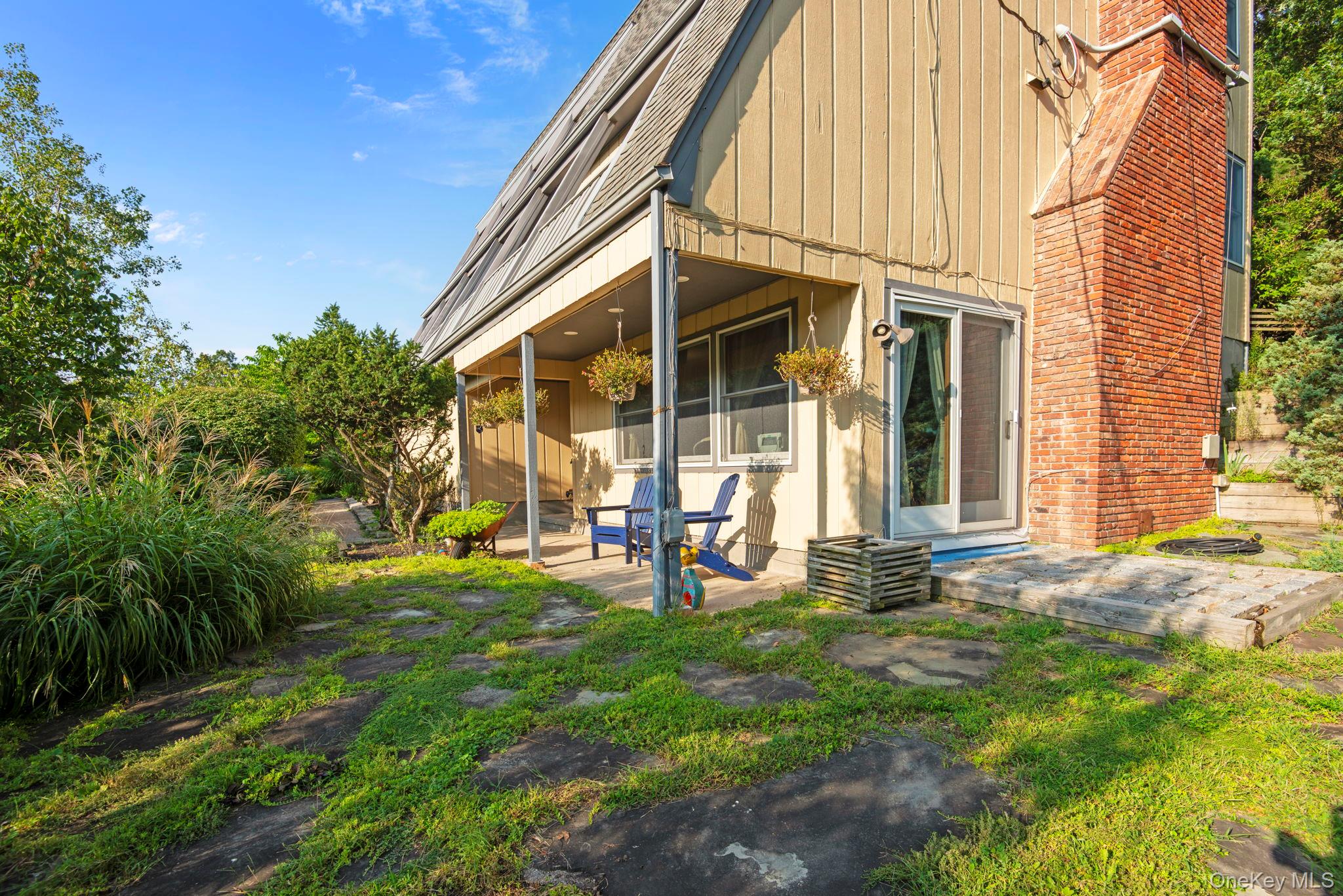 4 Hill Dale Avenue