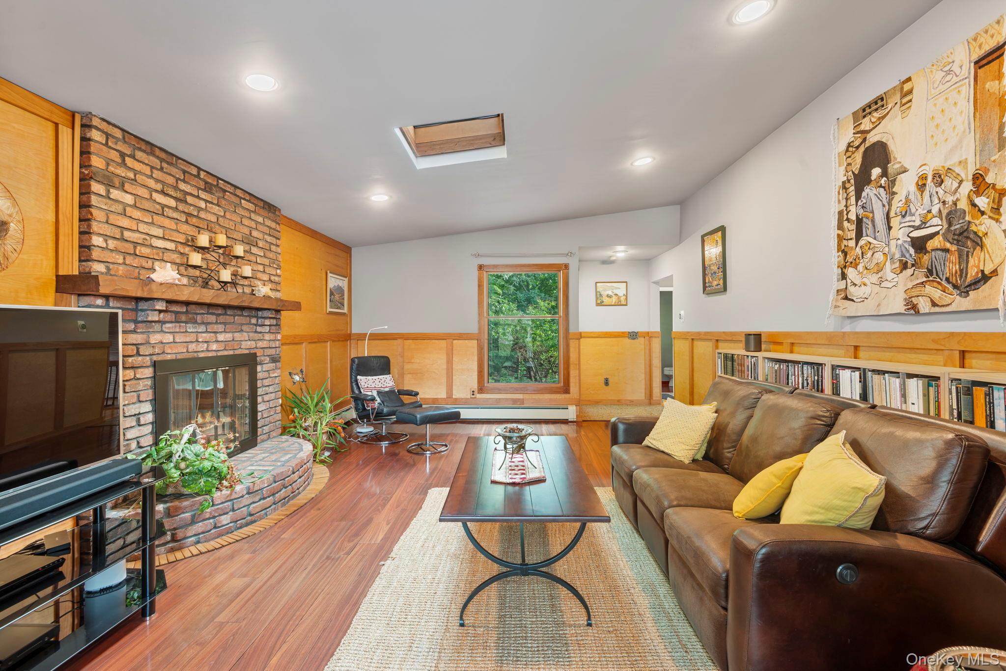 4 Hill Dale Avenue