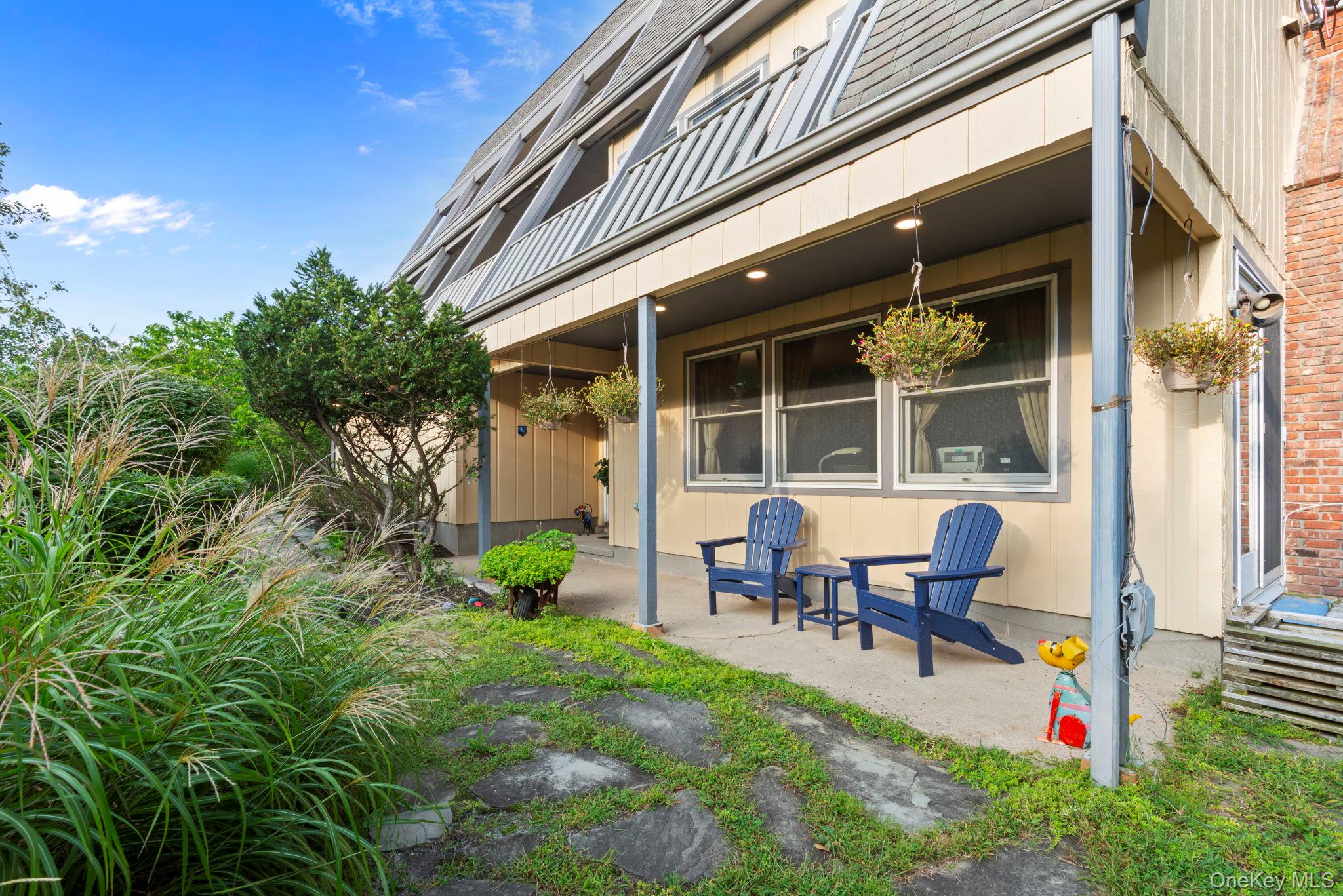 4 Hill Dale Avenue