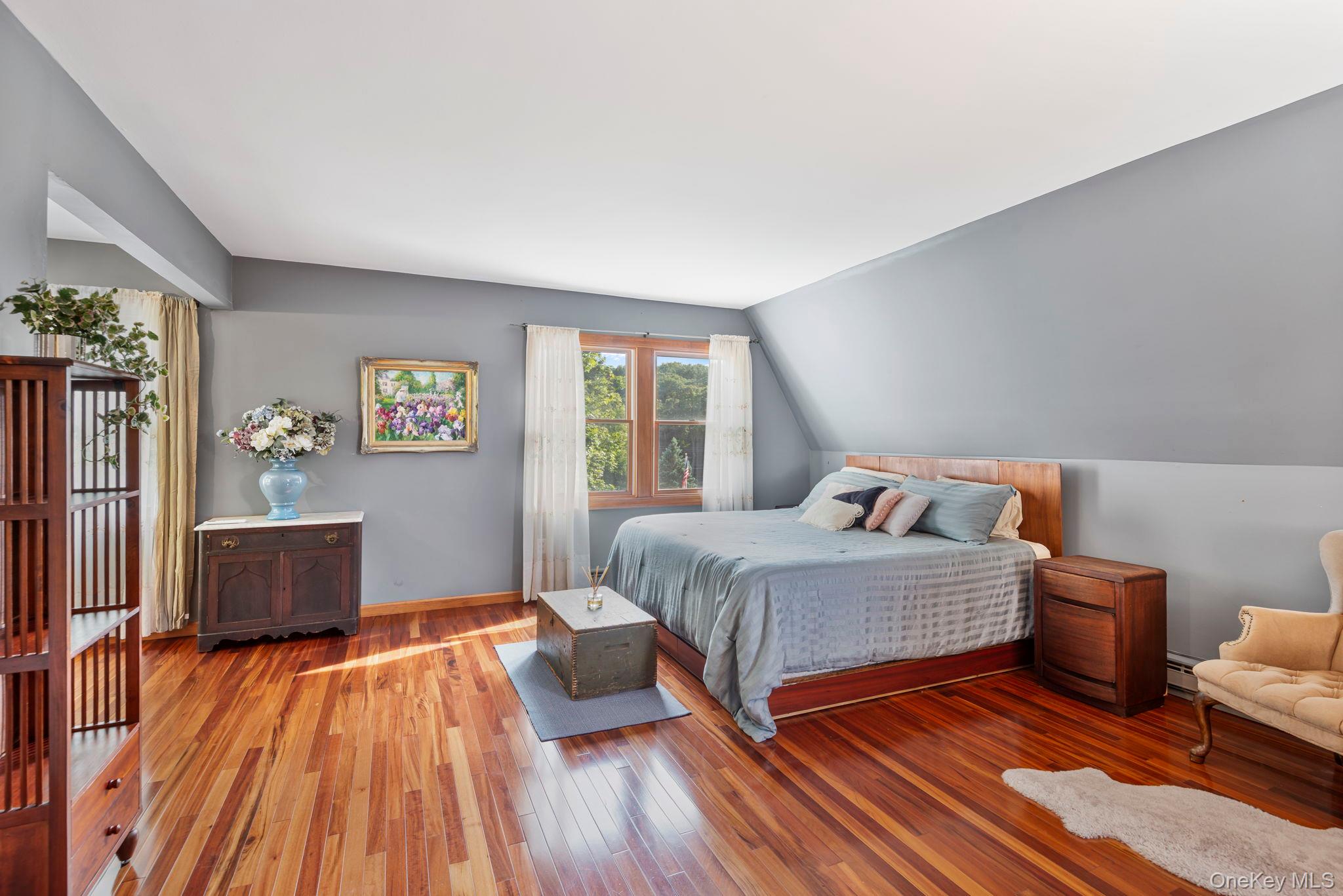 4 Hill Dale Avenue
