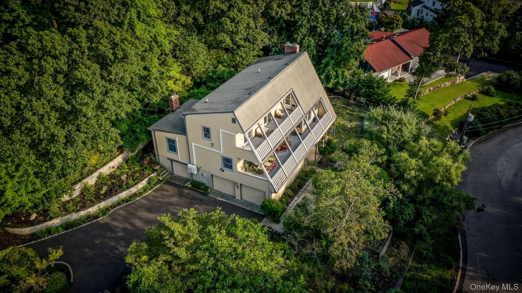 4 Hill Dale Avenue