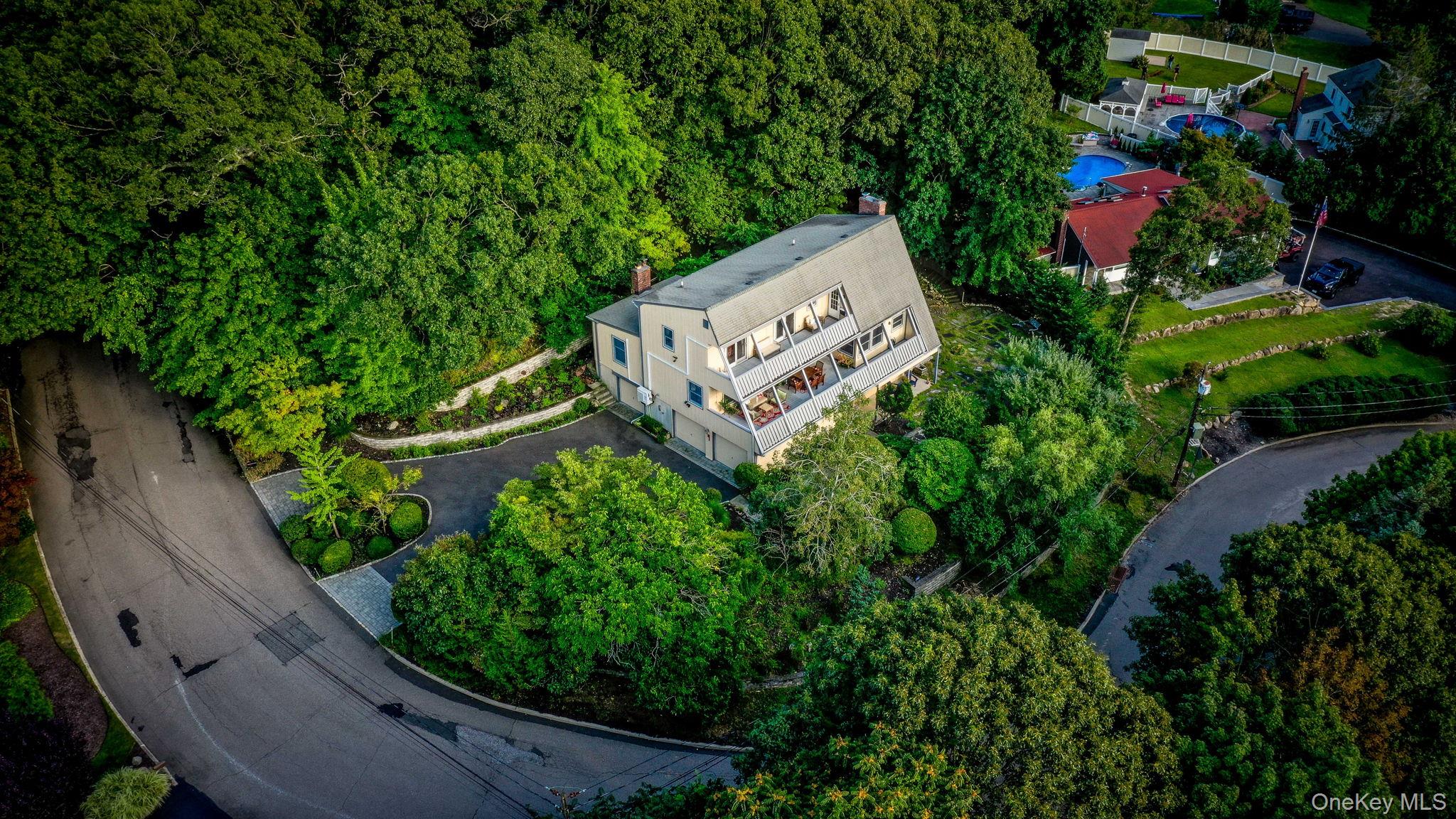 4 Hill Dale Avenue