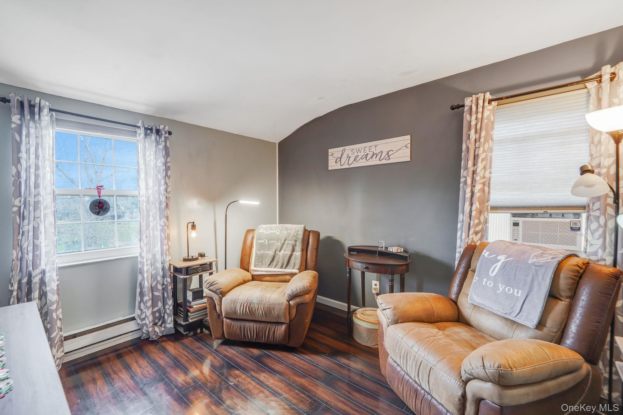 9 Southern Boulevard