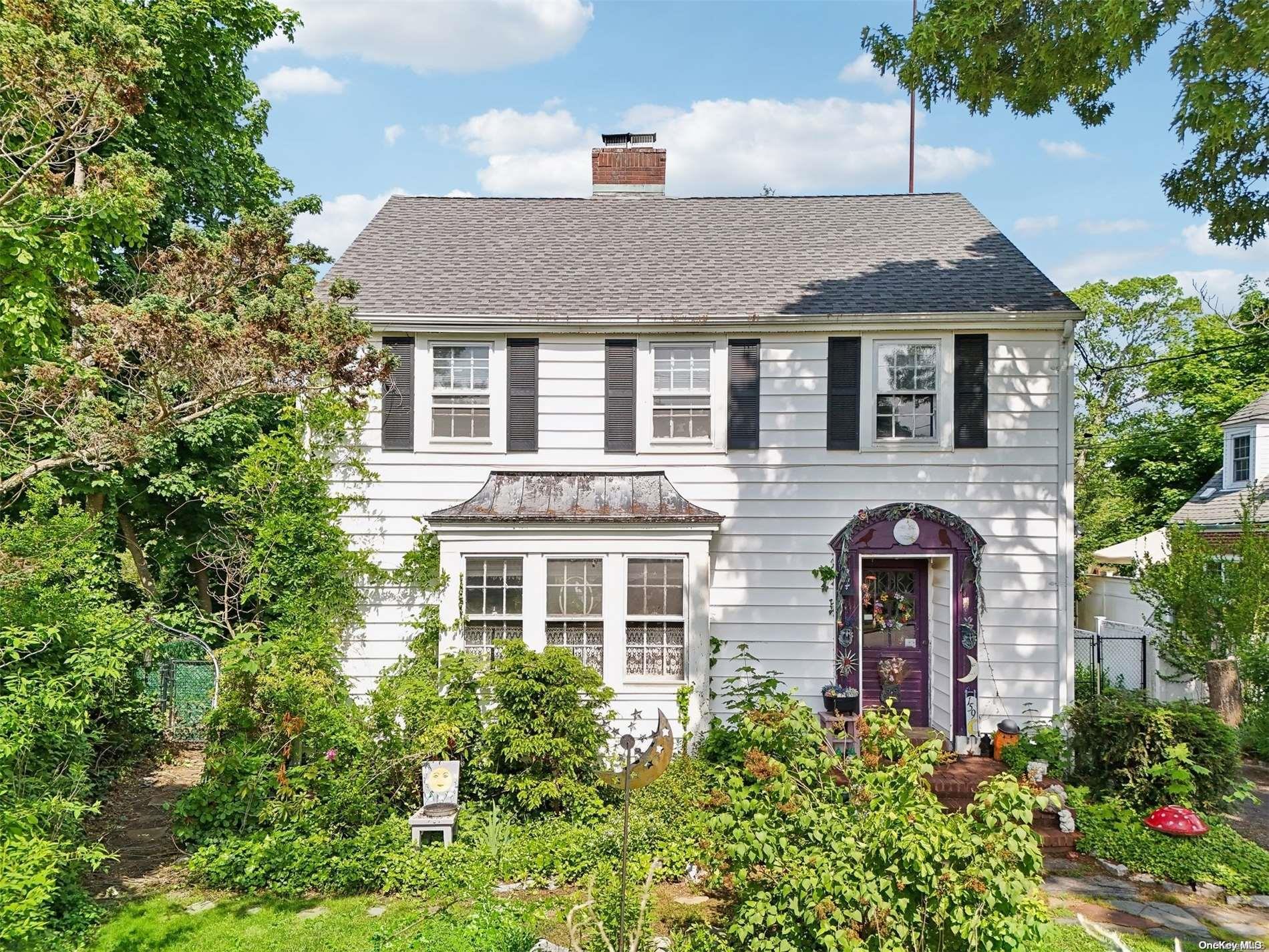159 Woodhull Avenue