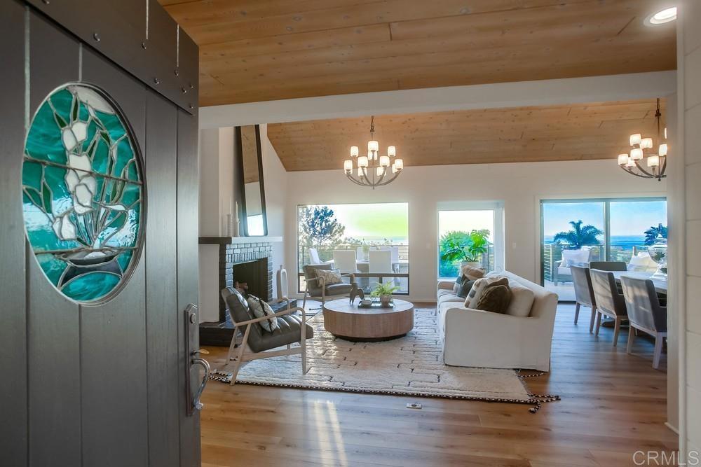 621 N Granados Avenue